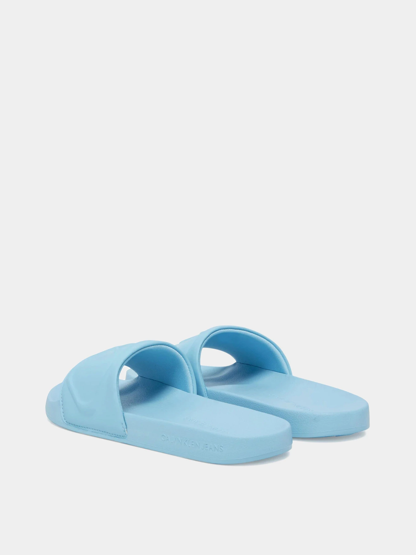 Шлёпанцы Calvin Klein модель YW0YW01879-CBW Шлёпанцы Calvin Klein модель YW0YW01879-CBW Фото