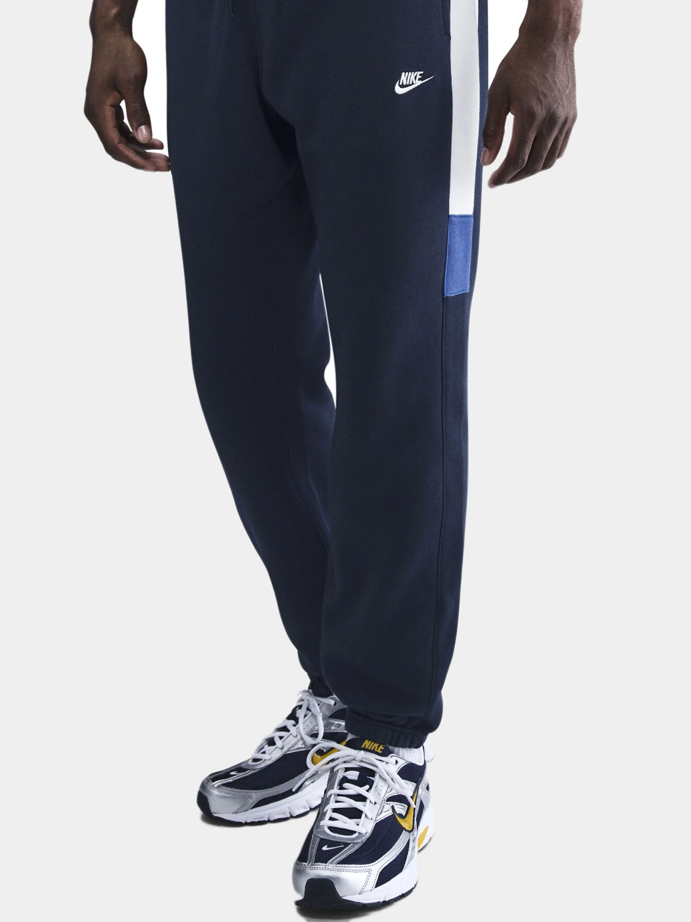 Костюмы NIKE модель HV1165-451 Костюмы NIKE модель HV1165-451 Фото