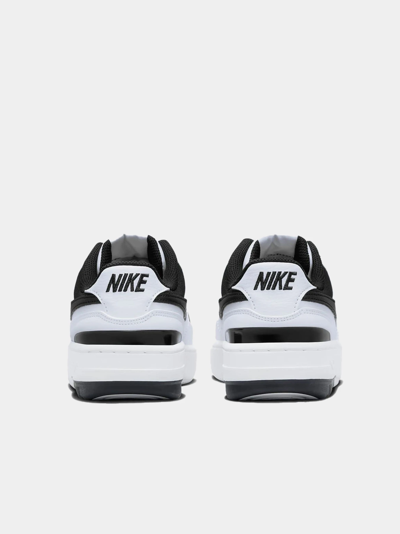Кроссовки NIKE модель DX9176-100 Кроссовки NIKE модель DX9176-100 Фото