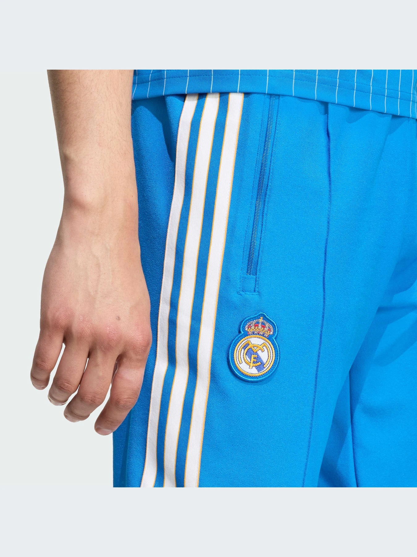 Брюки Adidas модель JN3057-KZ Брюки Adidas модель JN3057-KZ Фото