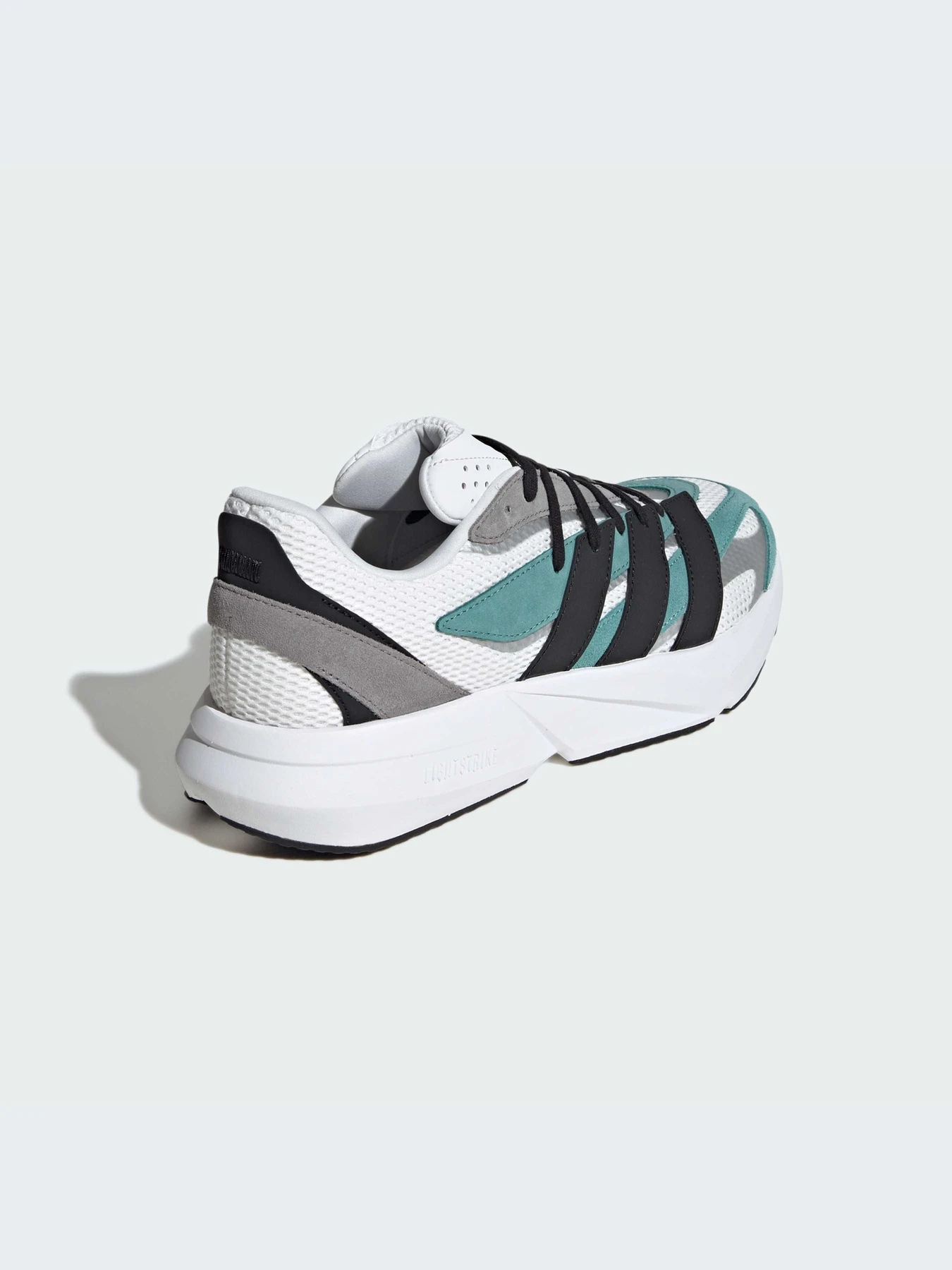 Кроссовки Adidas модель JR3462-KZ Кроссовки Adidas модель JR3462-KZ Фото
