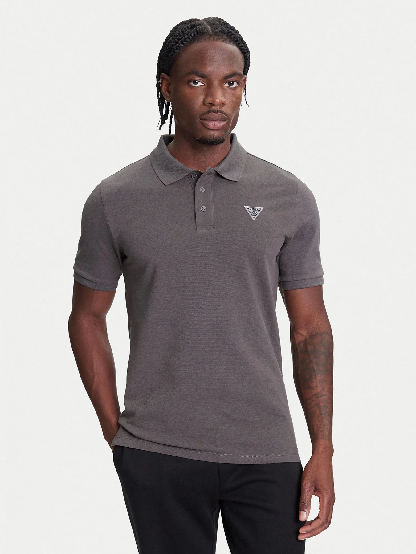 Футболки и поло GUESS модель Z5YP02-K9WF1-G9I4 Футболки и поло GUESS модель Z5YP02-K9WF1-G9I4 Фото