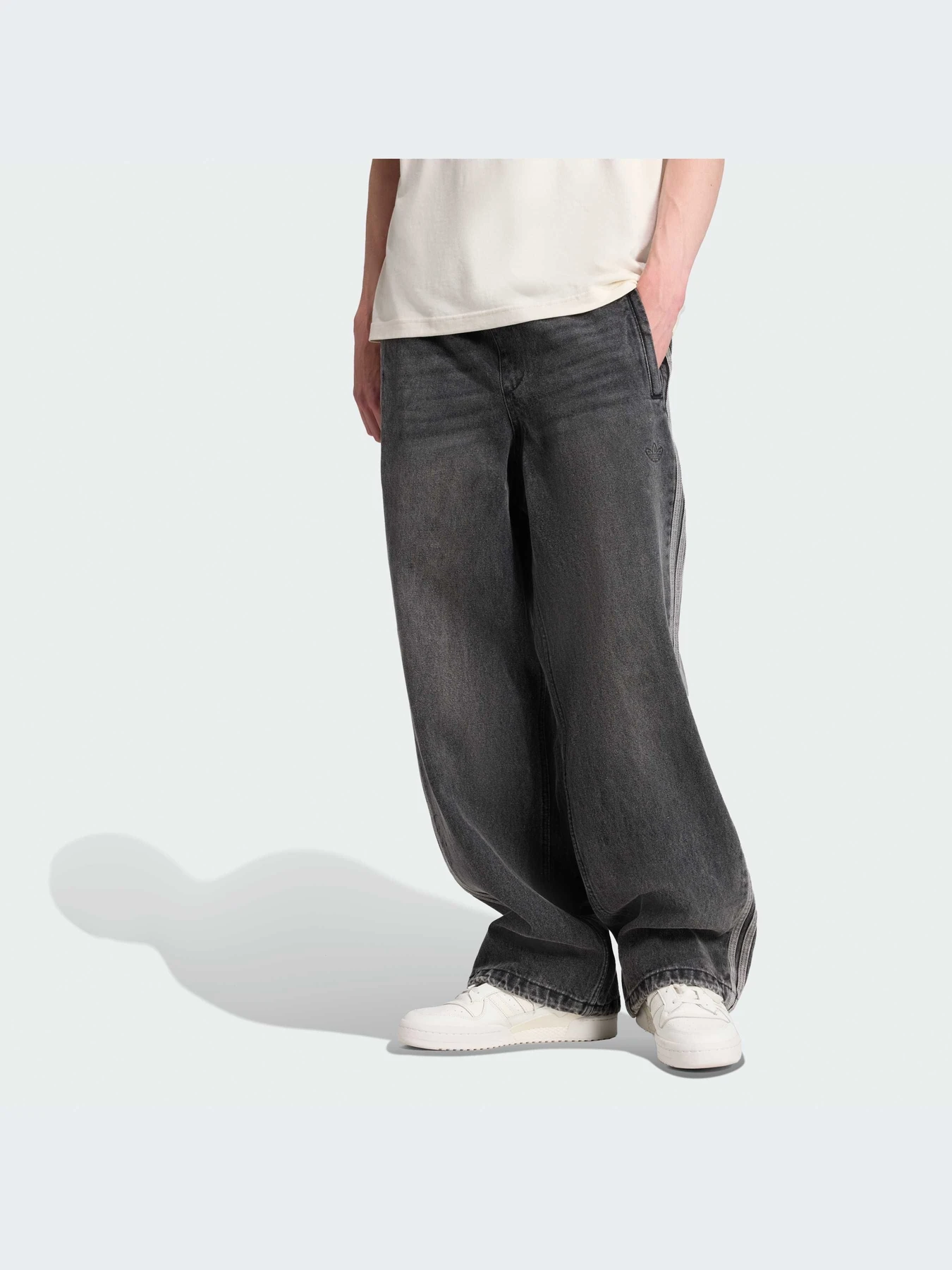 Брюки Adidas модель KF8543-KZ Брюки Adidas модель KF8543-KZ Фото