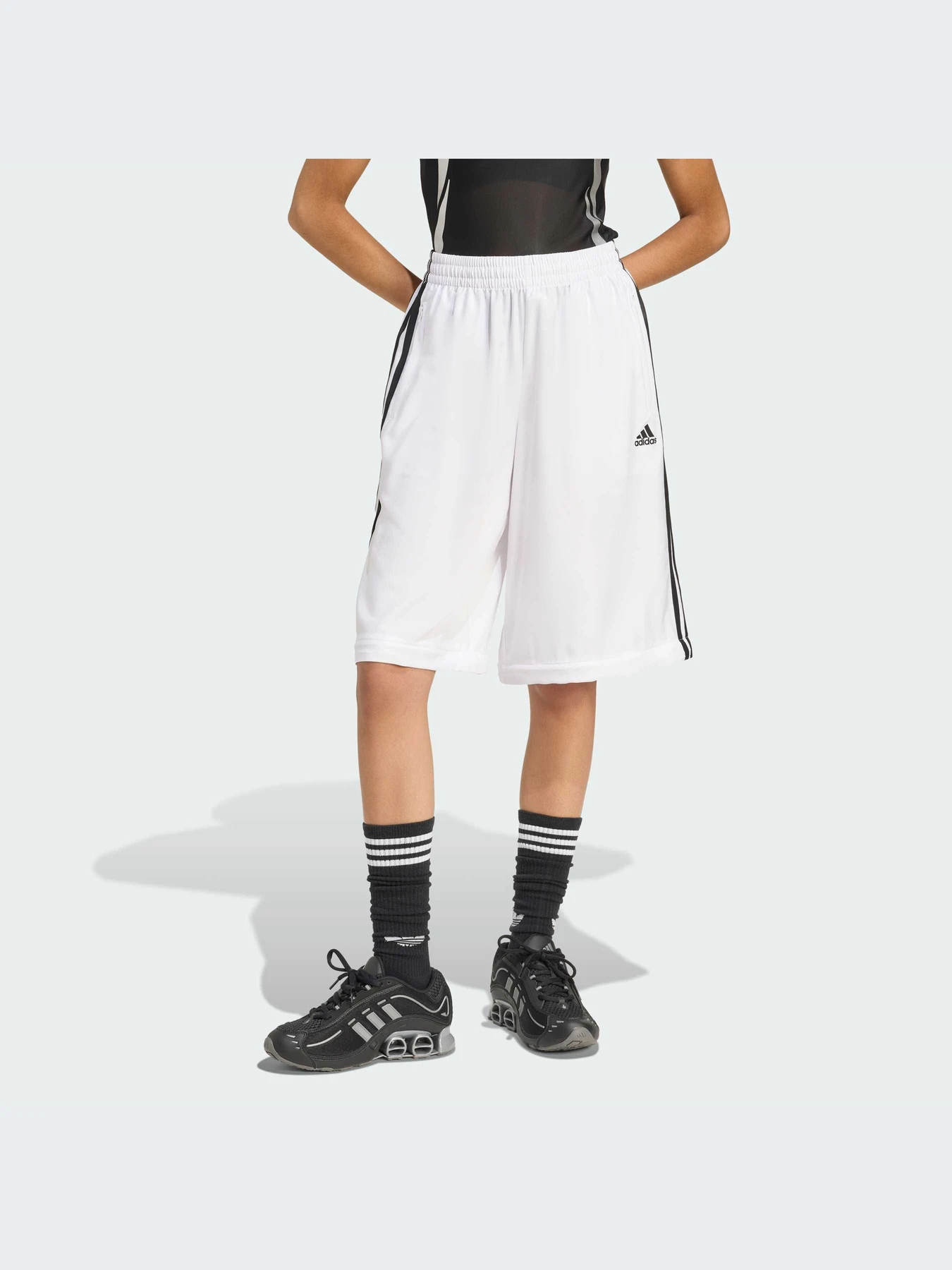 Брюки Adidas модель KE7571-KZ Брюки Adidas модель KE7571-KZ Фото