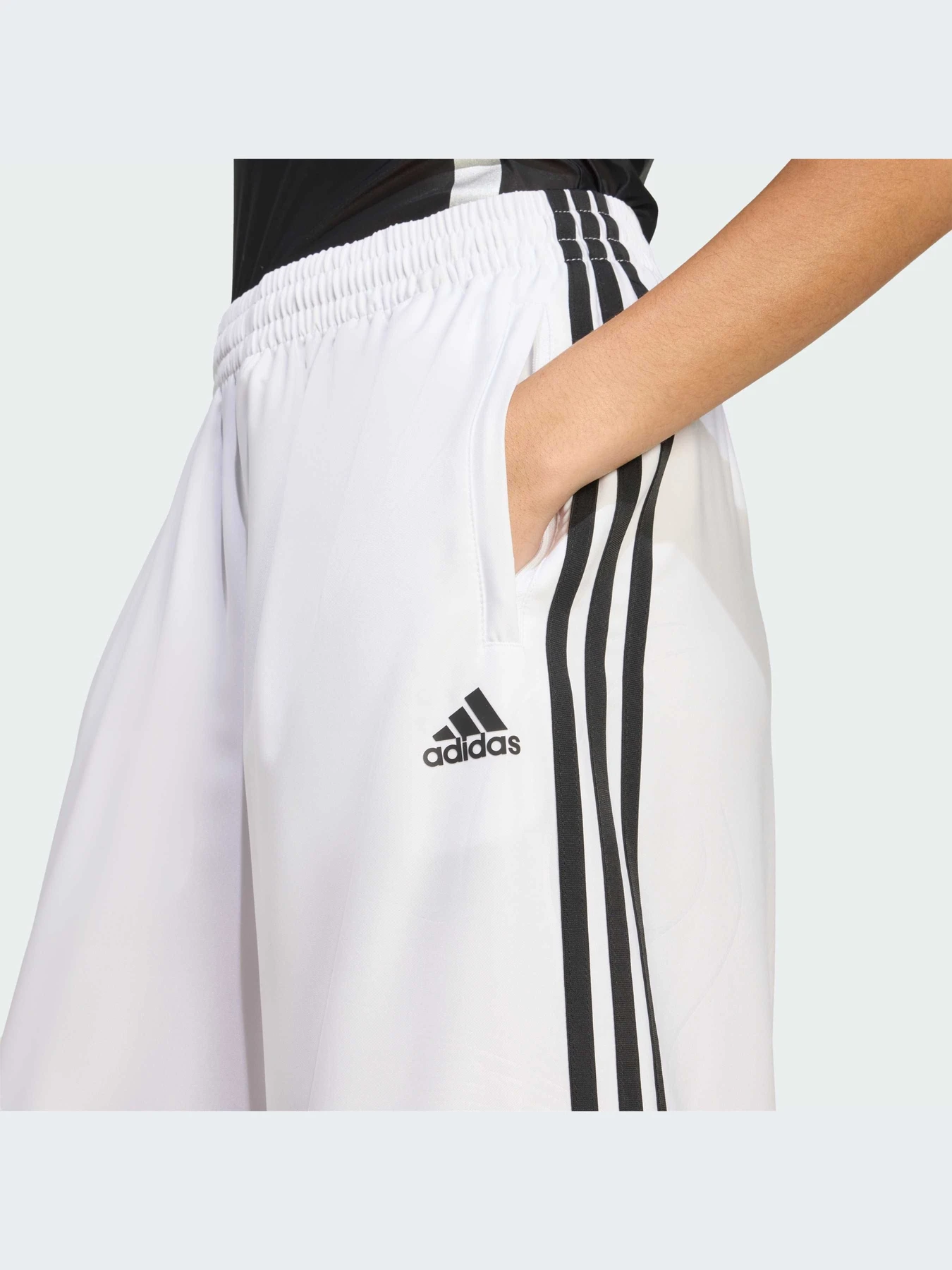 Брюки Adidas модель KE7571-KZ Брюки Adidas модель KE7571-KZ Фото