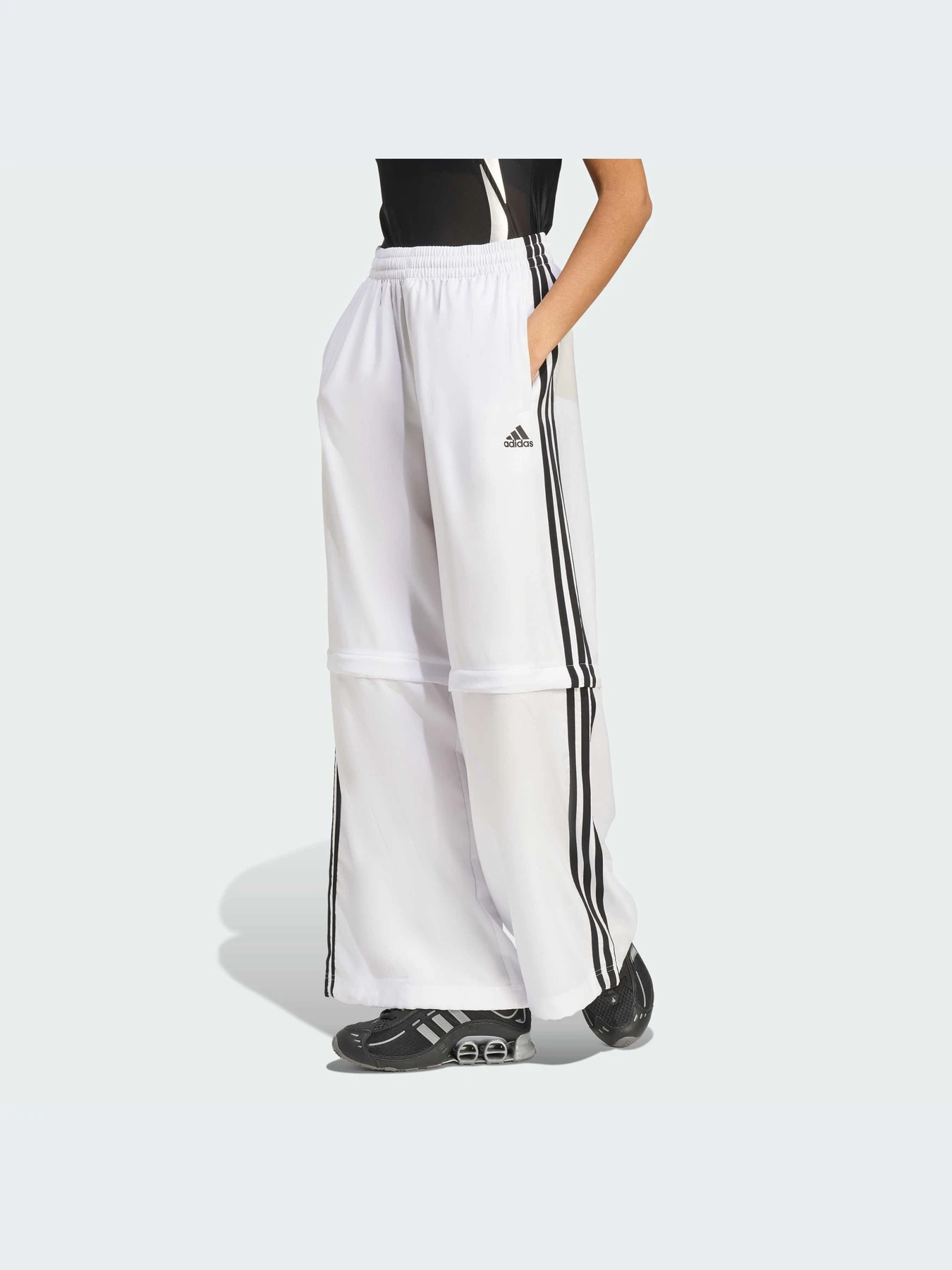Брюки Adidas модель KE7571-KZ Брюки Adidas модель KE7571-KZ Фото