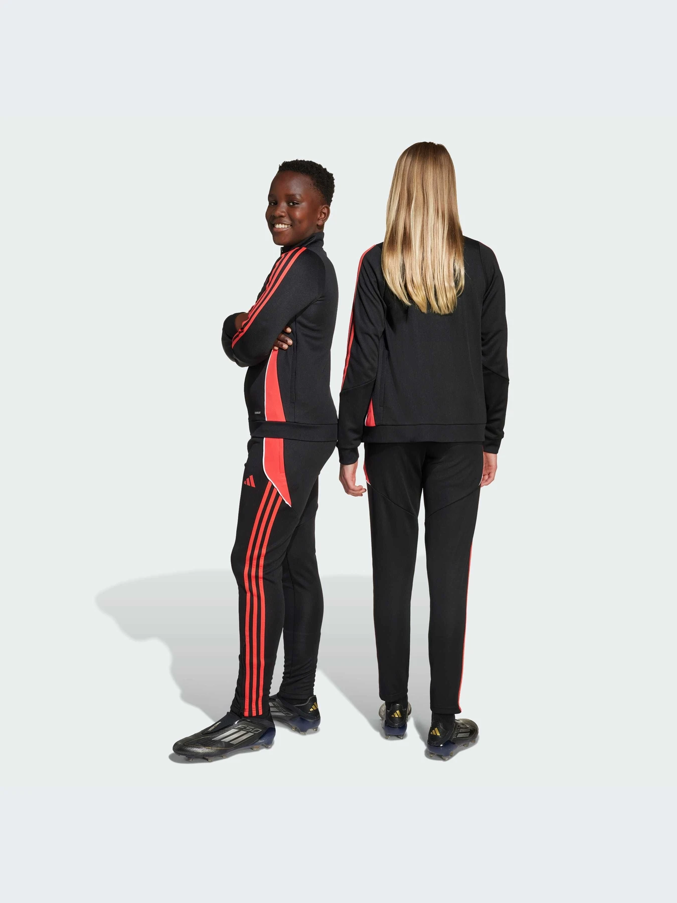 Брюки Adidas модель JY9526-KZ Брюки Adidas модель JY9526-KZ Фото