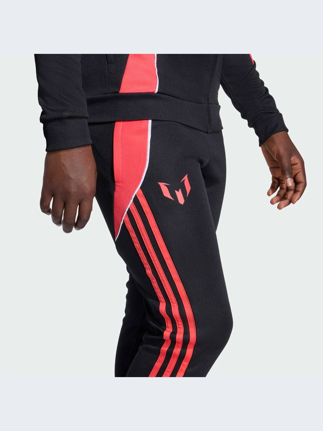 Брюки Adidas модель JY9526-KZ Брюки Adidas модель JY9526-KZ Фото