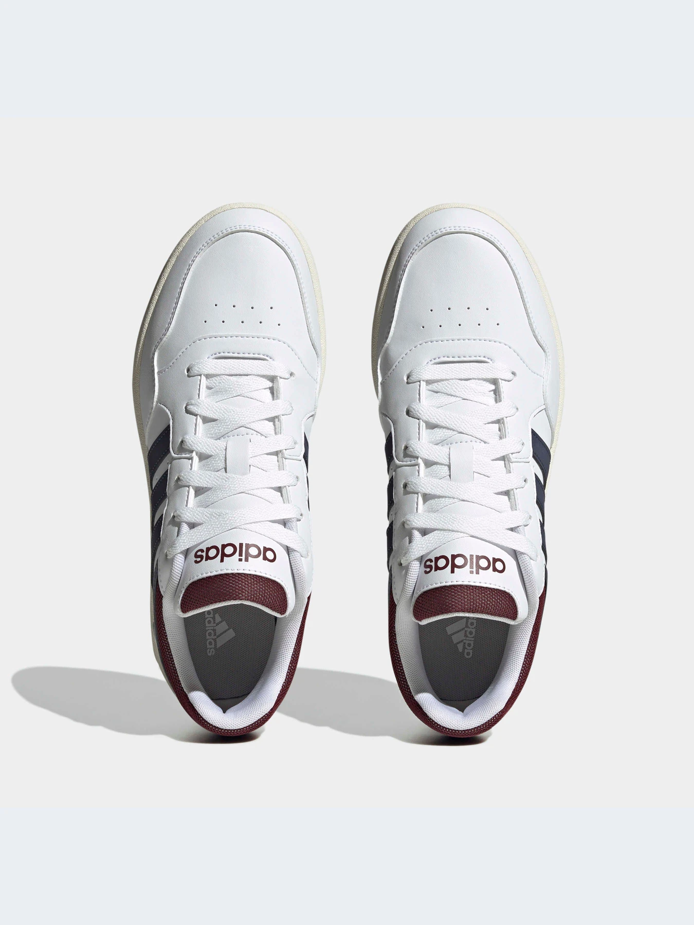 Кроссовки Adidas Hoops модель HP7944-KZ Кроссовки Adidas Hoops модель HP7944-KZ Фото