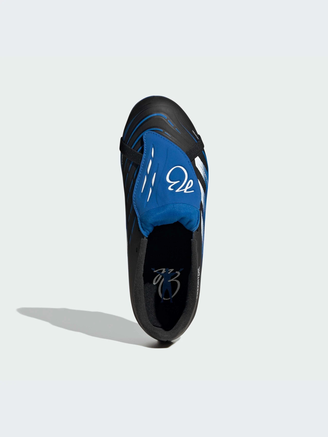 Кроссовки Adidas Predator модель JS4271-KZ Кроссовки Adidas Predator модель JS4271-KZ Фото