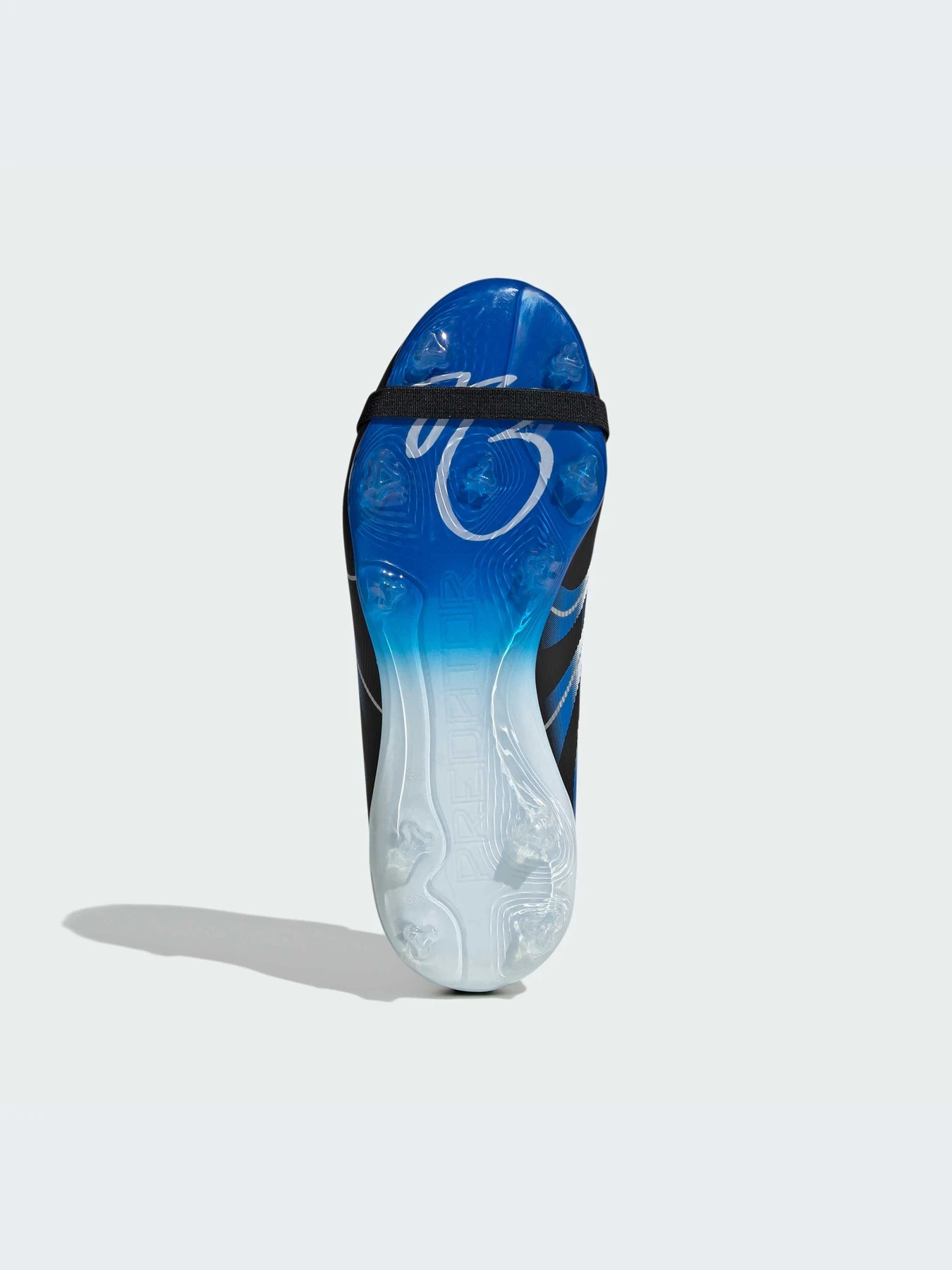Кроссовки Adidas Predator модель JS4271-KZ Кроссовки Adidas Predator модель JS4271-KZ Фото