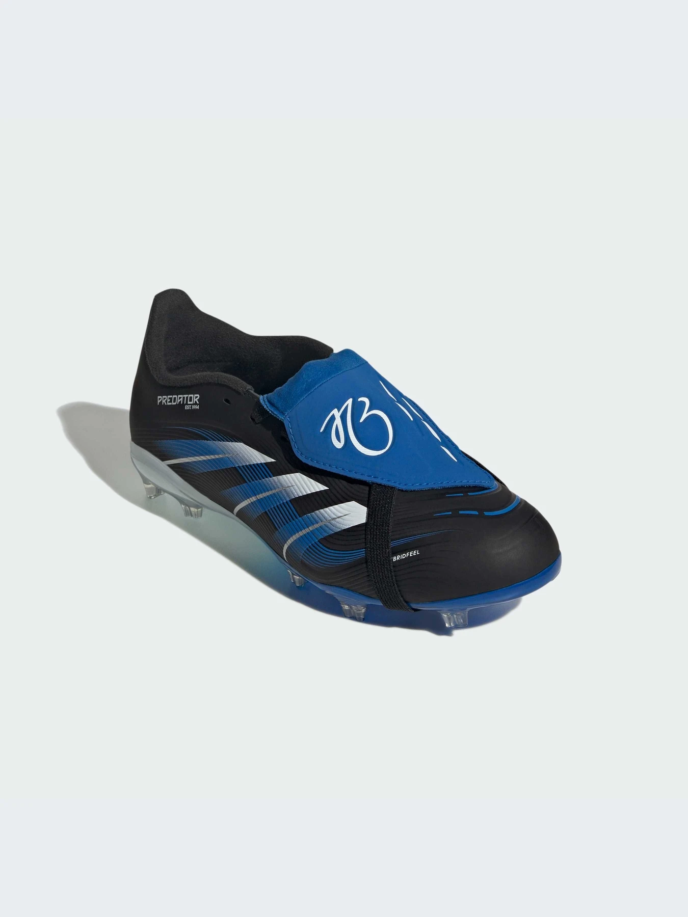 Кроссовки Adidas Predator модель JS4271-KZ Кроссовки Adidas Predator модель JS4271-KZ Фото