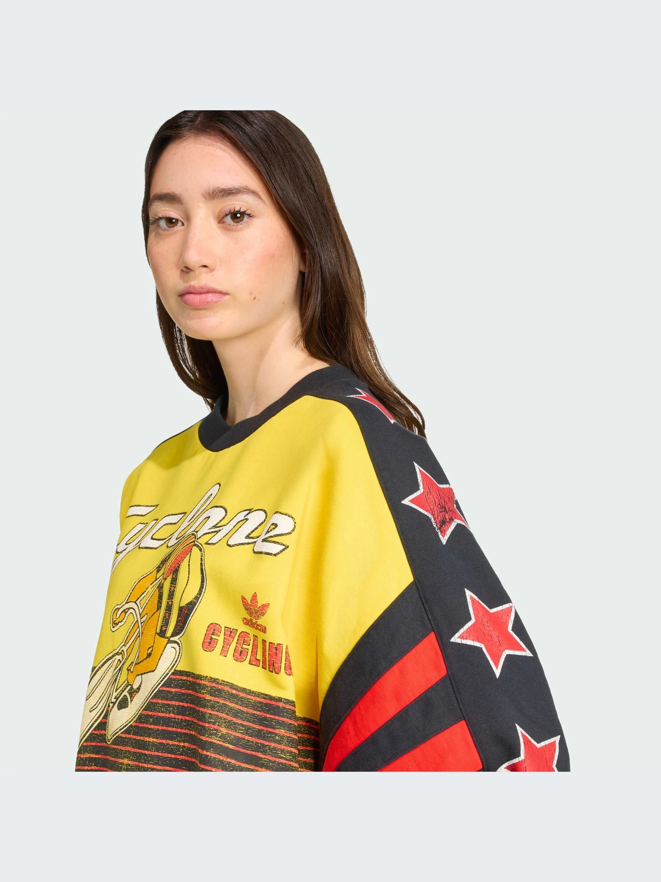 Худи и свитшоты Adidas Graphics модель JW0147-KZ Худи и свитшоты Adidas Graphics модель JW0147-KZ Фото
