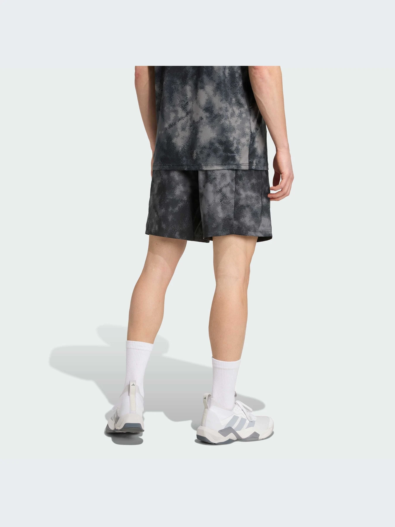 Шорты Adidas модель JV7246-KZ Шорты Adidas модель JV7246-KZ Фото