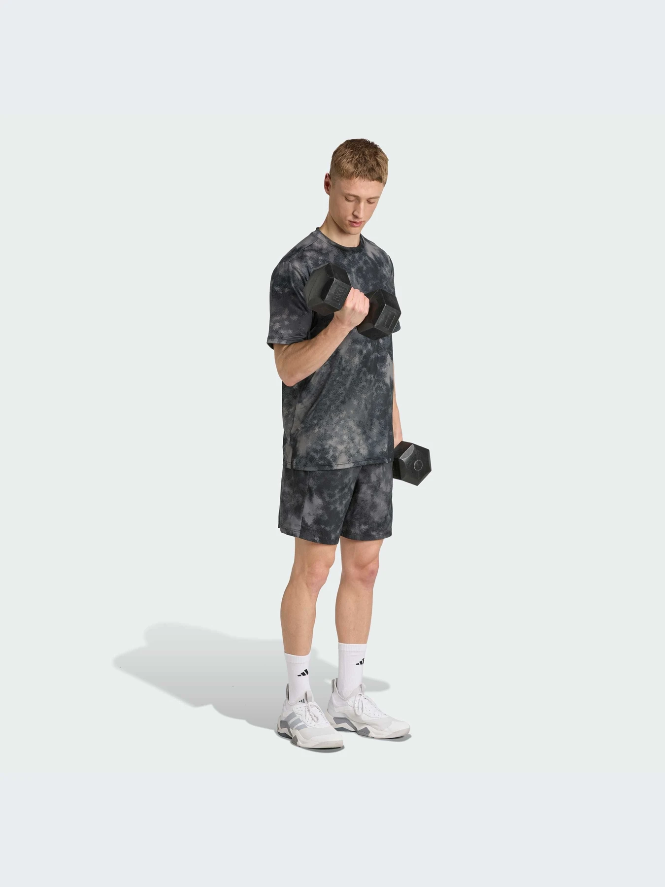 Шорты Adidas модель JV7246-KZ Шорты Adidas модель JV7246-KZ Фото