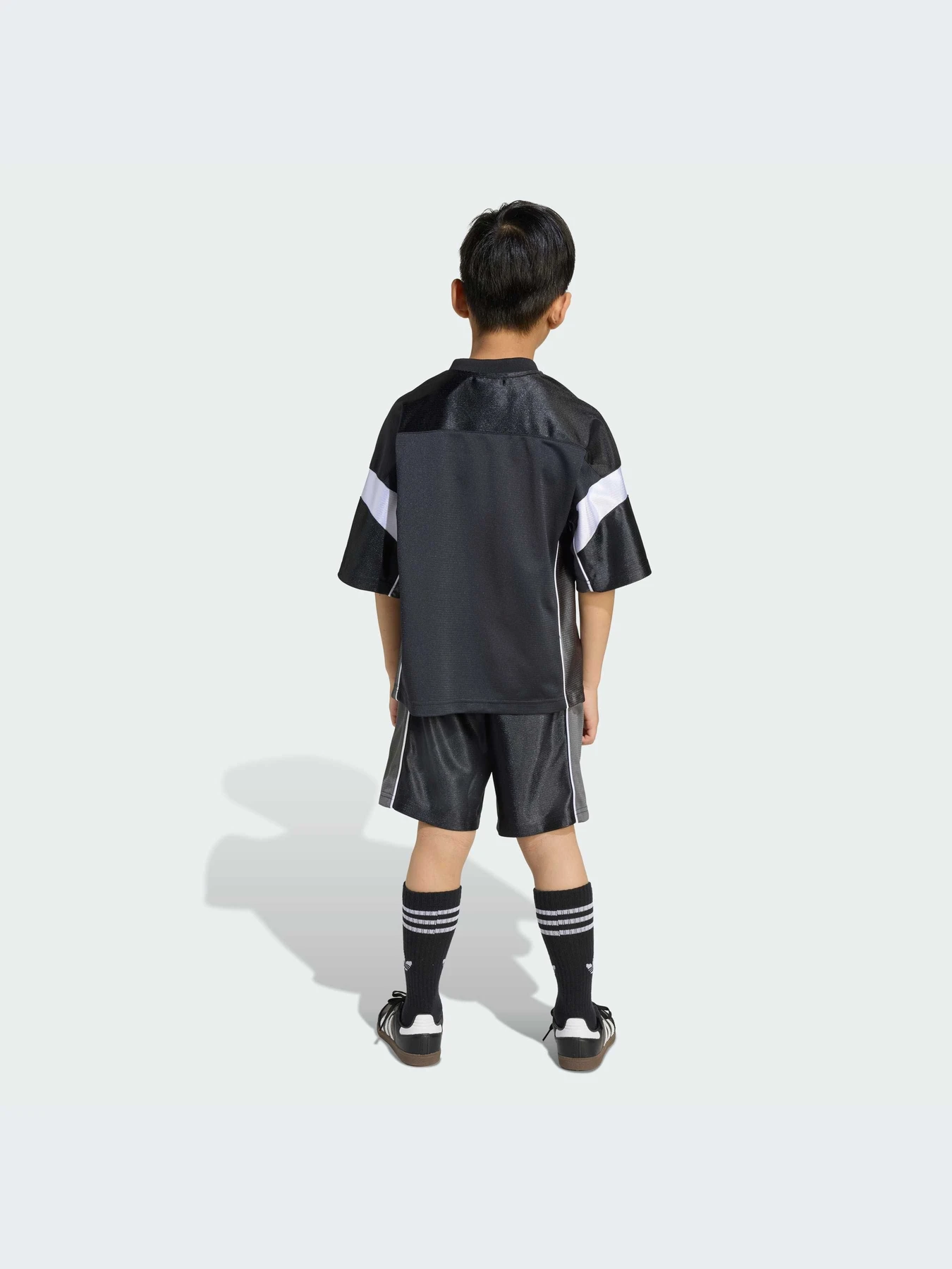 Костюмы Adidas модель JX3884-KZ Костюмы Adidas модель JX3884-KZ Фото