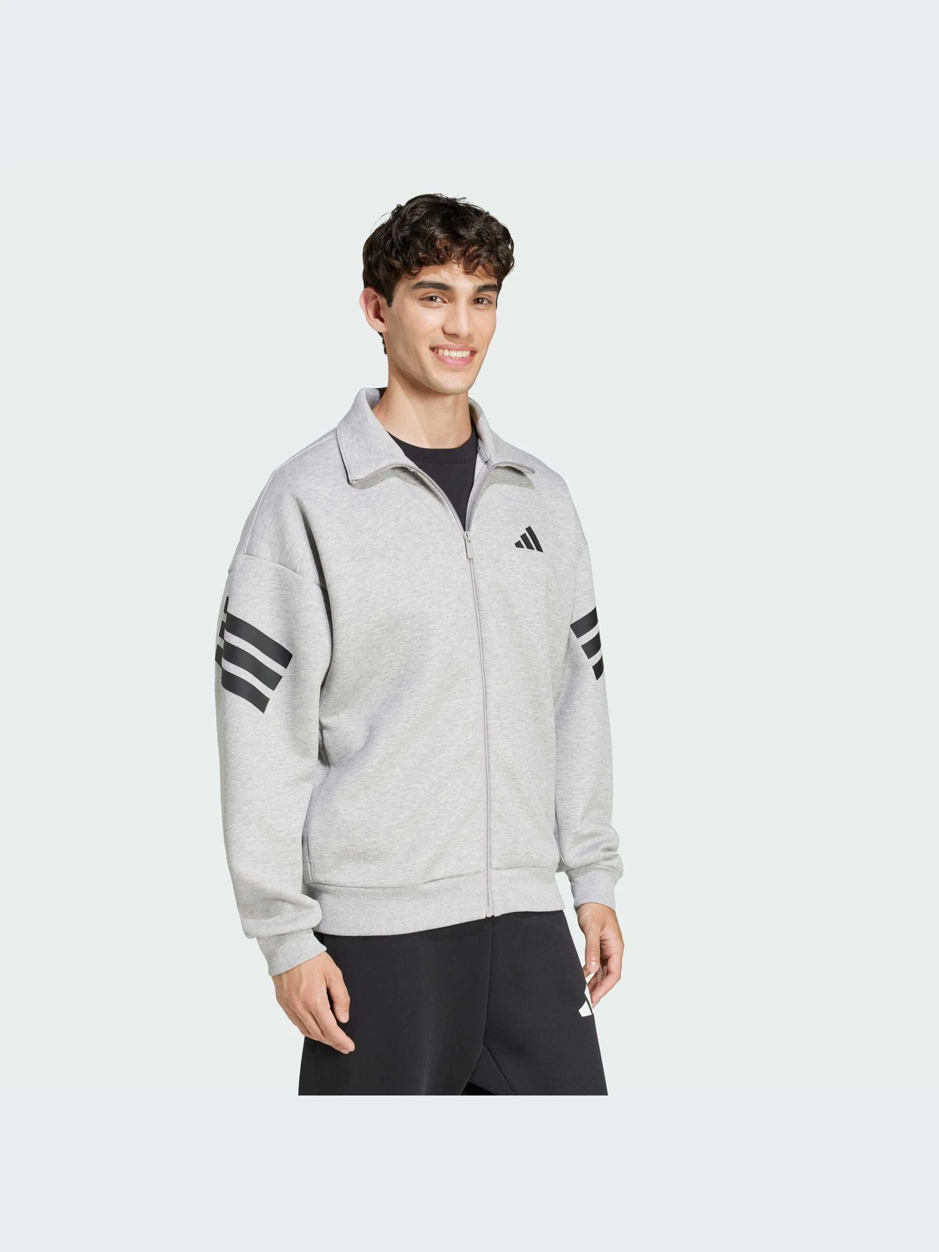 Худи и свитшоты Adidas модель JD4886-KZ Худи и свитшоты Adidas модель JD4886-KZ Фото