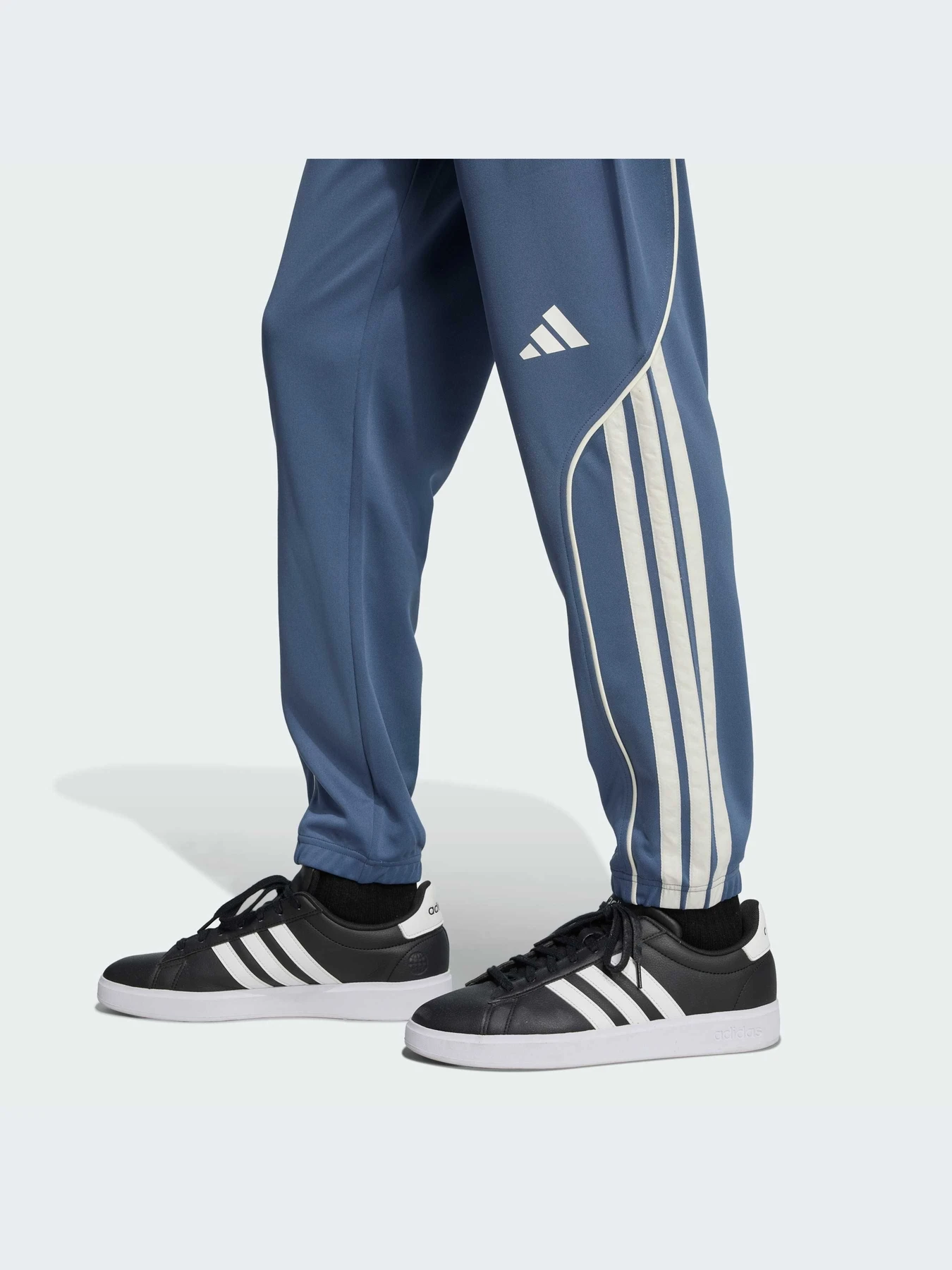 Костюмы Adidas 3 Stripes модель JX5529-KZ Костюмы Adidas 3 Stripes модель JX5529-KZ Фото