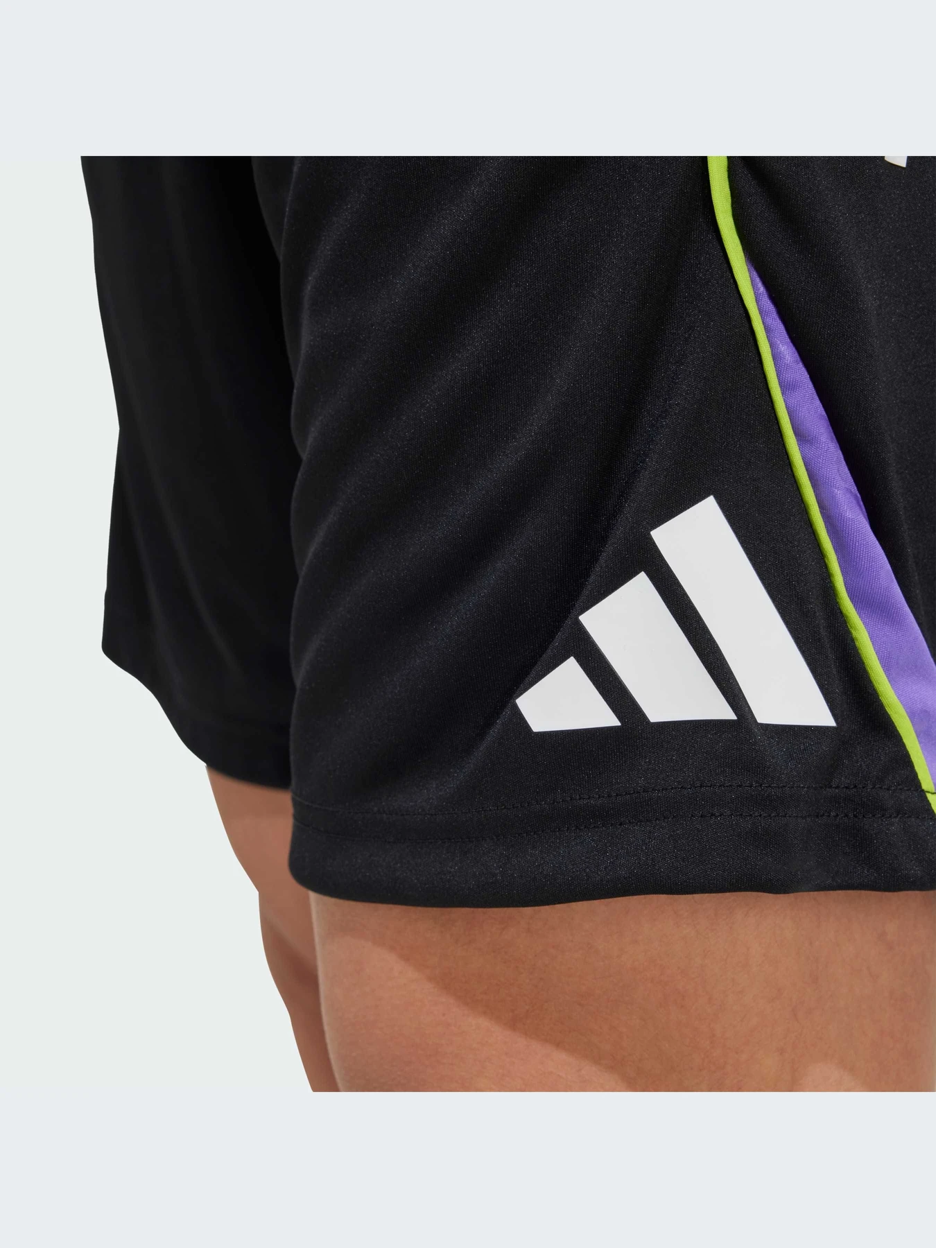 Шорты Adidas Tiro модель JW4361-KZ Шорты Adidas Tiro модель JW4361-KZ Фото