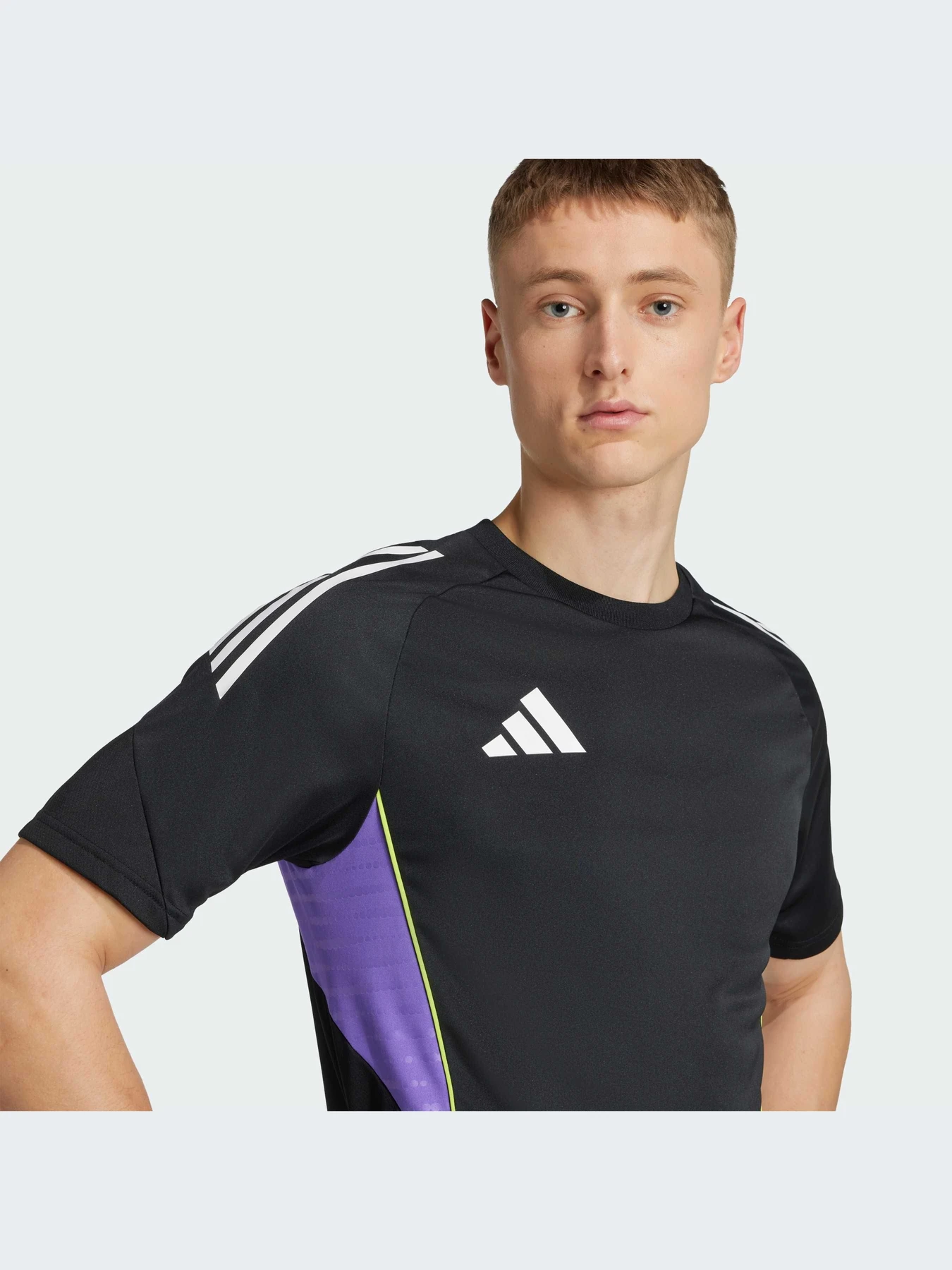 Футболки и поло Adidas модель JW4360-KZ Футболки и поло Adidas модель JW4360-KZ Фото