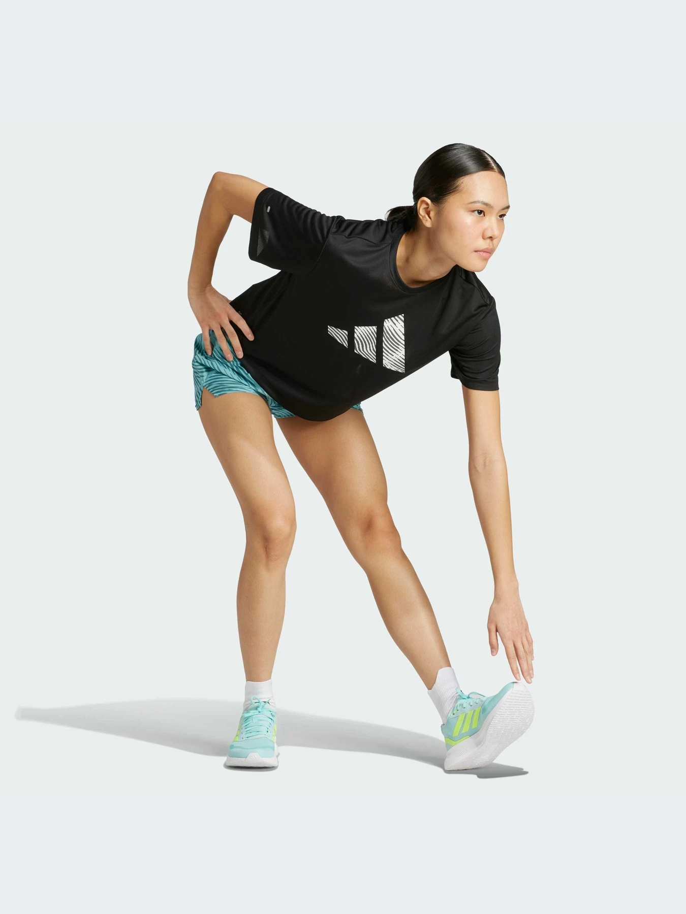 Шорты Adidas модель JN6142-KZ Шорты Adidas модель JN6142-KZ Фото