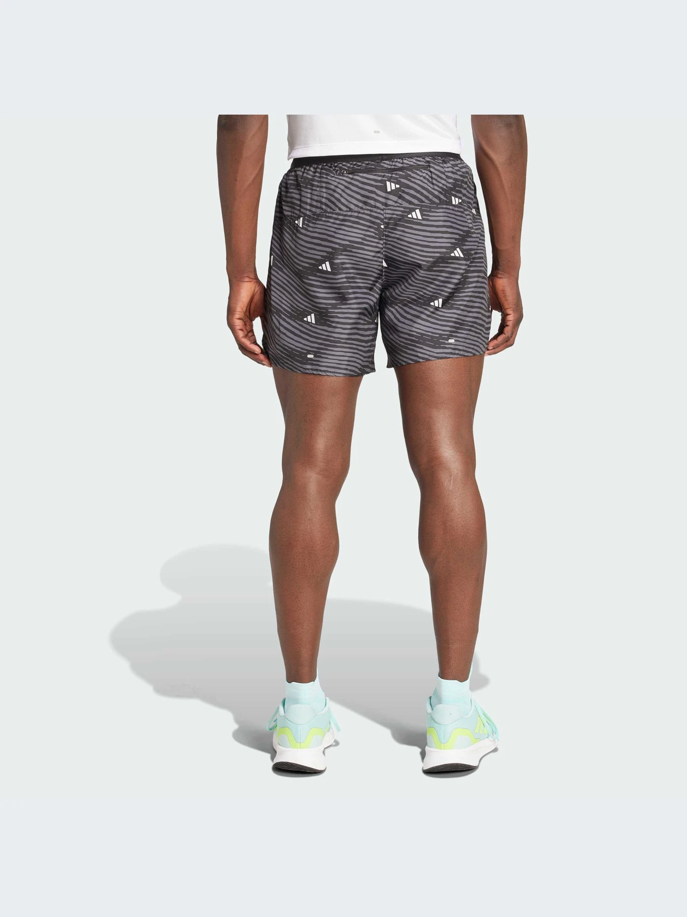 Шорты Adidas модель JM5731-KZ Шорты Adidas модель JM5731-KZ Фото
