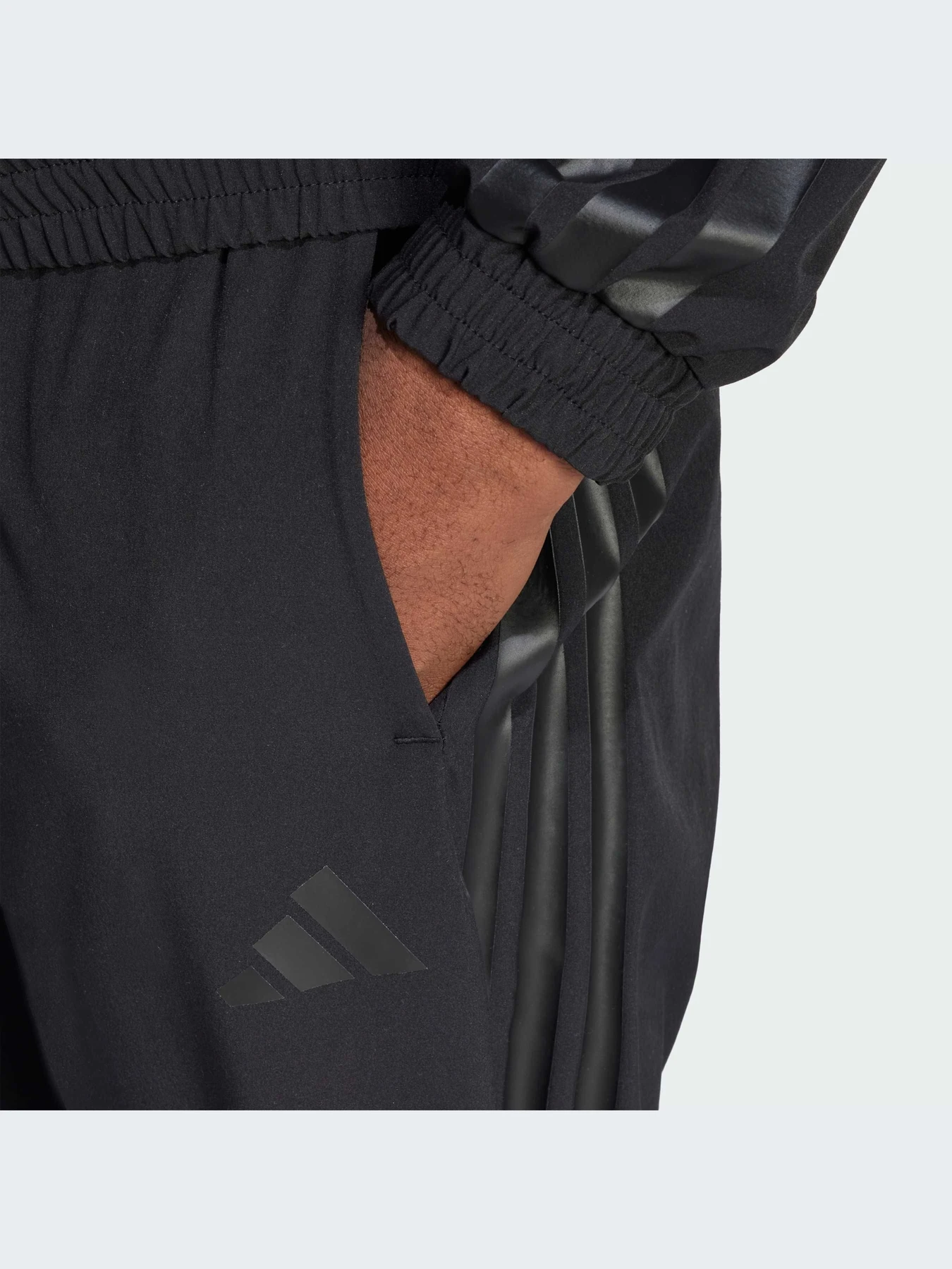 Брюки Adidas Tiro модель JC6672-KZ Брюки Adidas Tiro модель JC6672-KZ Фото