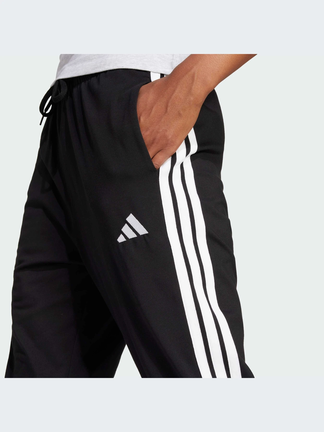Брюки Adidas модель JD0896-KZ Брюки Adidas модель JD0896-KZ Фото