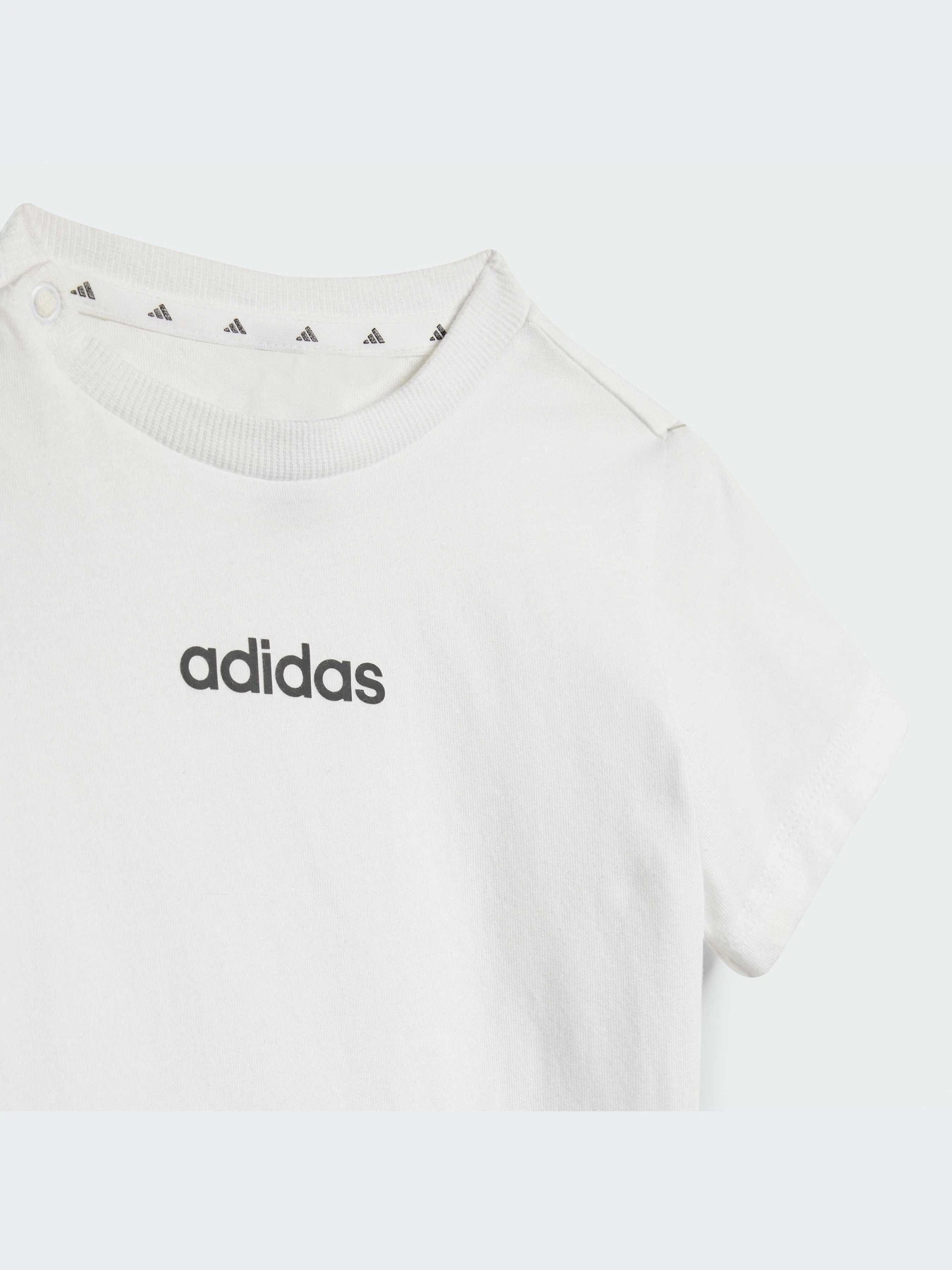 Костюмы Adidas модель JE1405-KZ Костюмы Adidas модель JE1405-KZ Фото