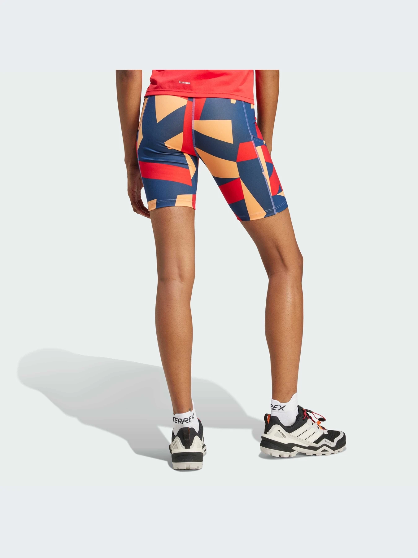 Шорты Adidas модель JE9417-KZ Шорты Adidas модель JE9417-KZ Фото