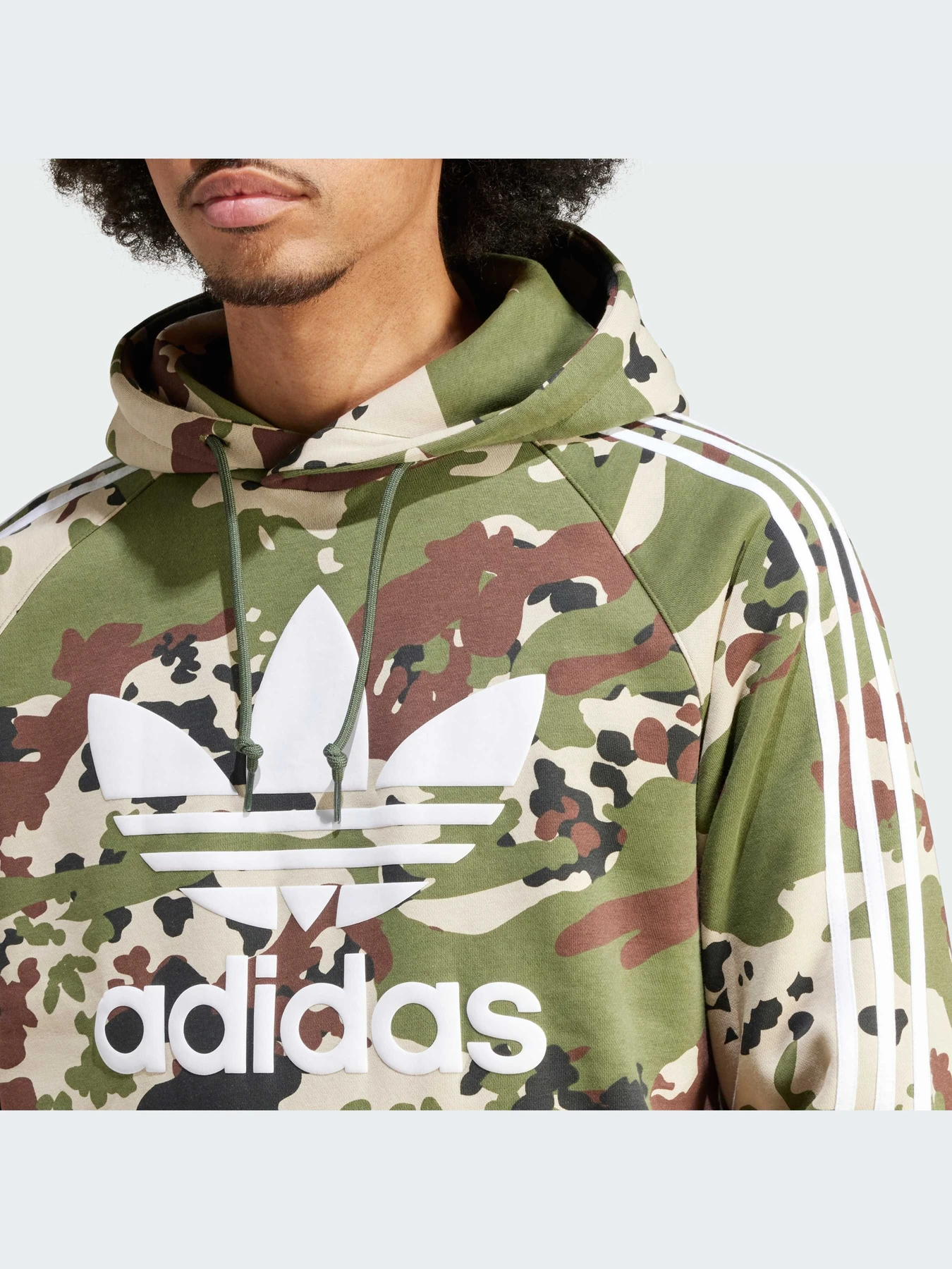 Худи и свитшоты Adidas Graphics модель IS0209-KZ Худи и свитшоты Adidas Graphics модель IS0209-KZ Фото