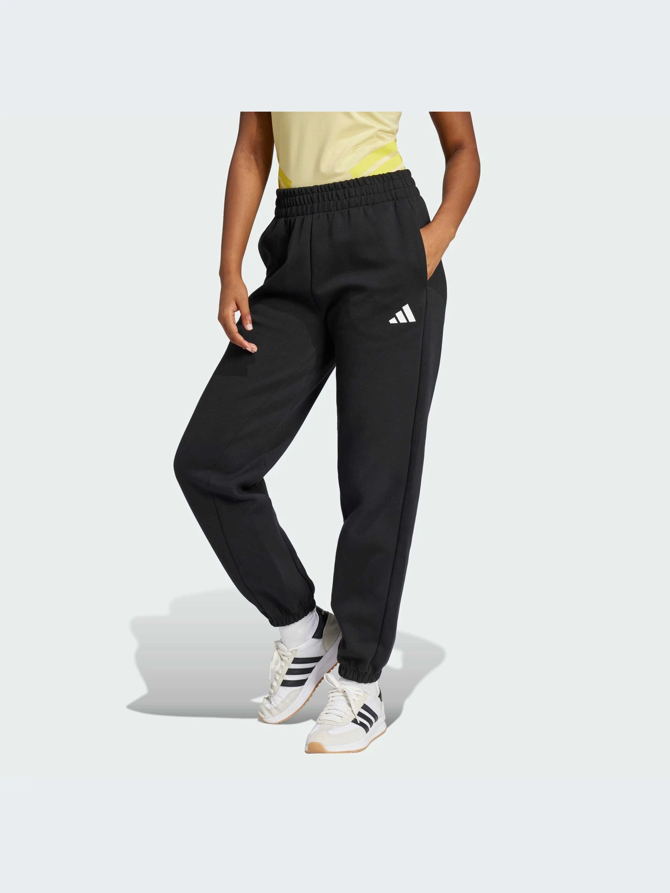 Брюки Adidas модель JE3977-KZ Брюки Adidas модель JE3977-KZ Фото