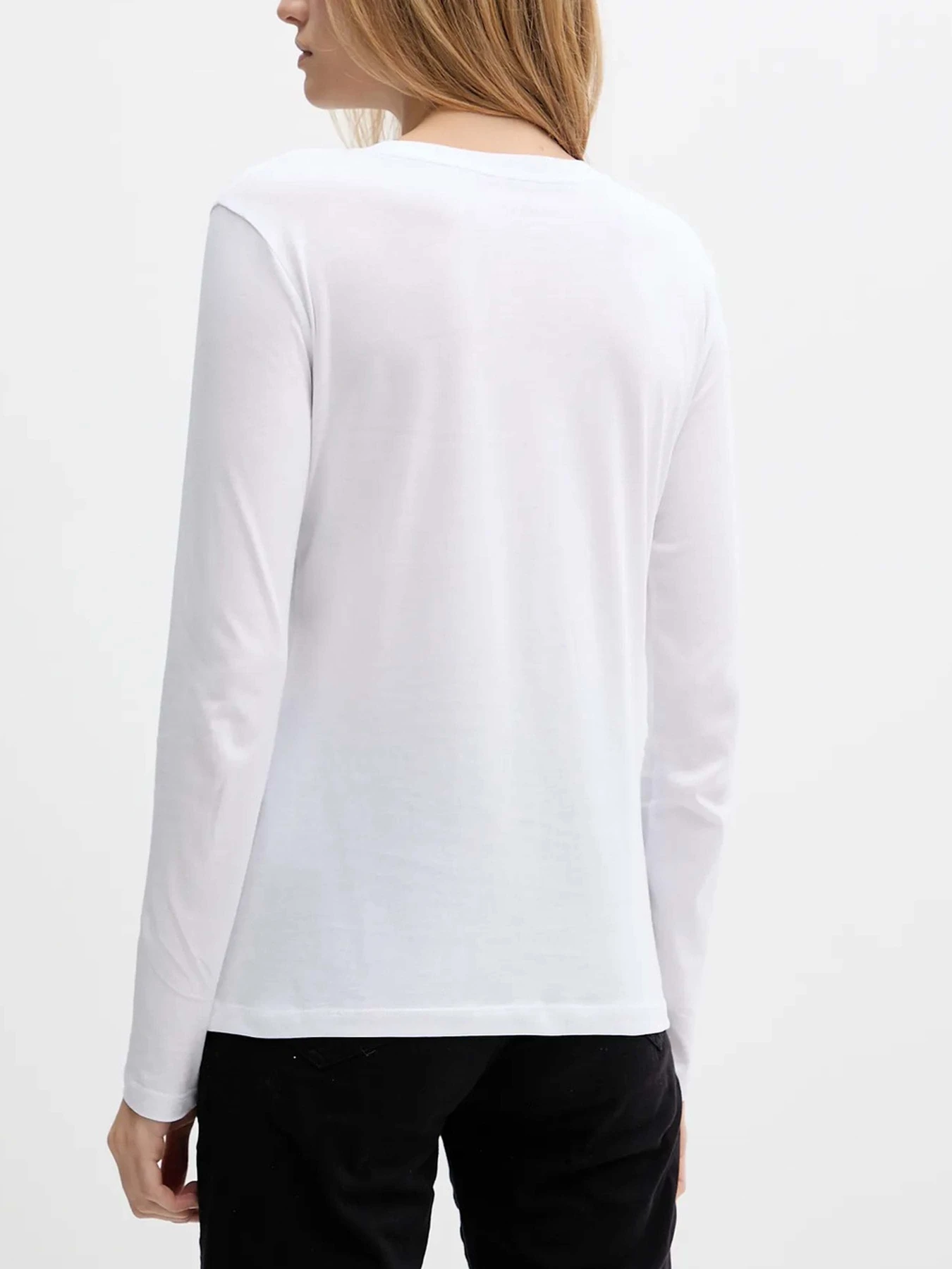 Худи и свитшоты Armani Exchange модель XW001360-AF10356-U0002 Худи и свитшоты Armani Exchange модель XW001360-AF10356-U0002 Фото