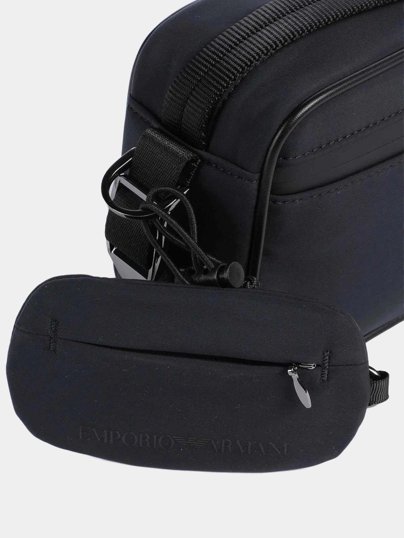 Сумки Emporio Armani модель EM001220-AF19588-UB118 Сумки Emporio Armani модель EM001220-AF19588-UB118 Фото