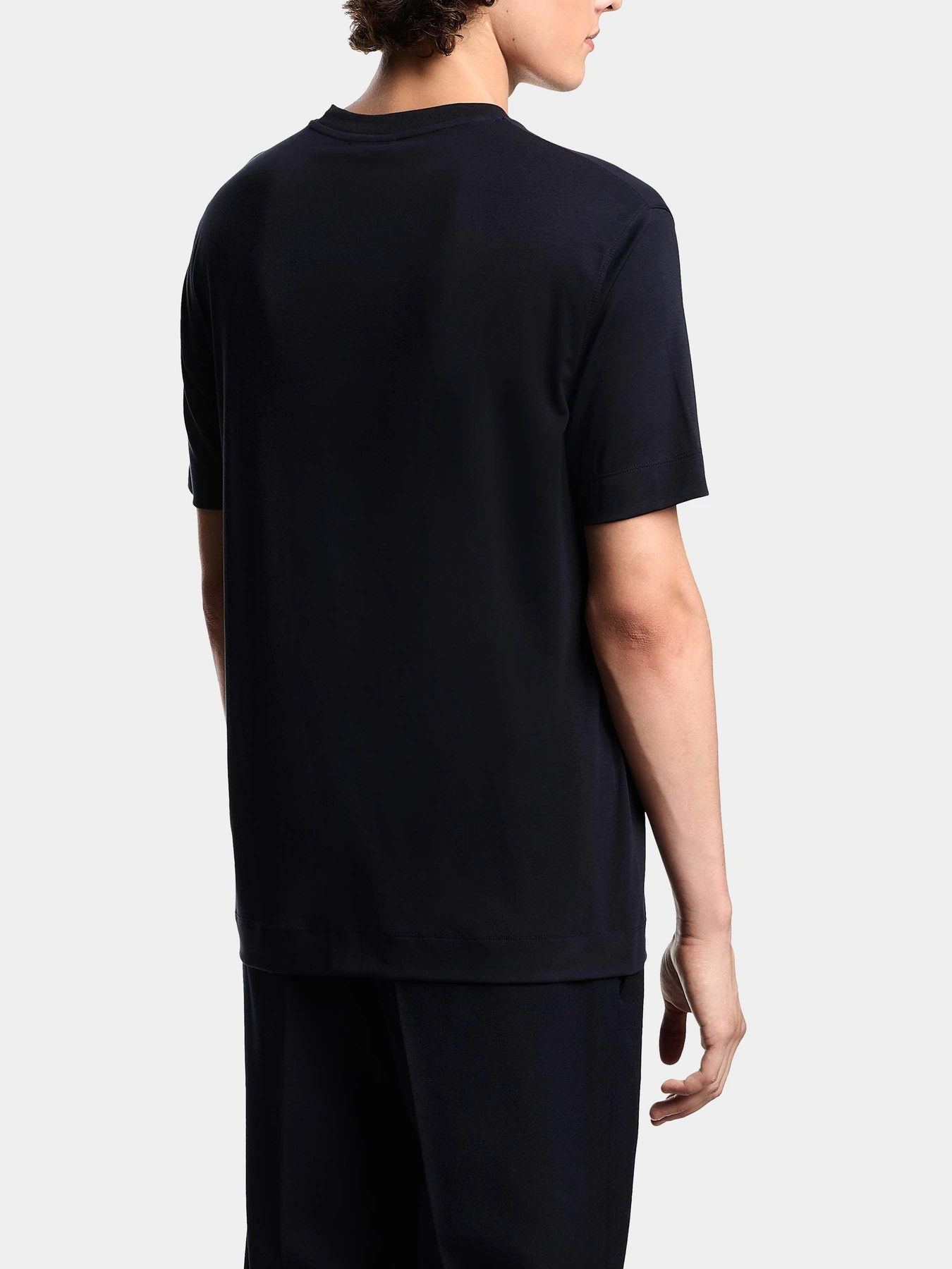 Футболки и поло Emporio Armani модель EM002996-AF13721-UB118 Футболки и поло Emporio Armani модель EM002996-AF13721-UB118 Фото