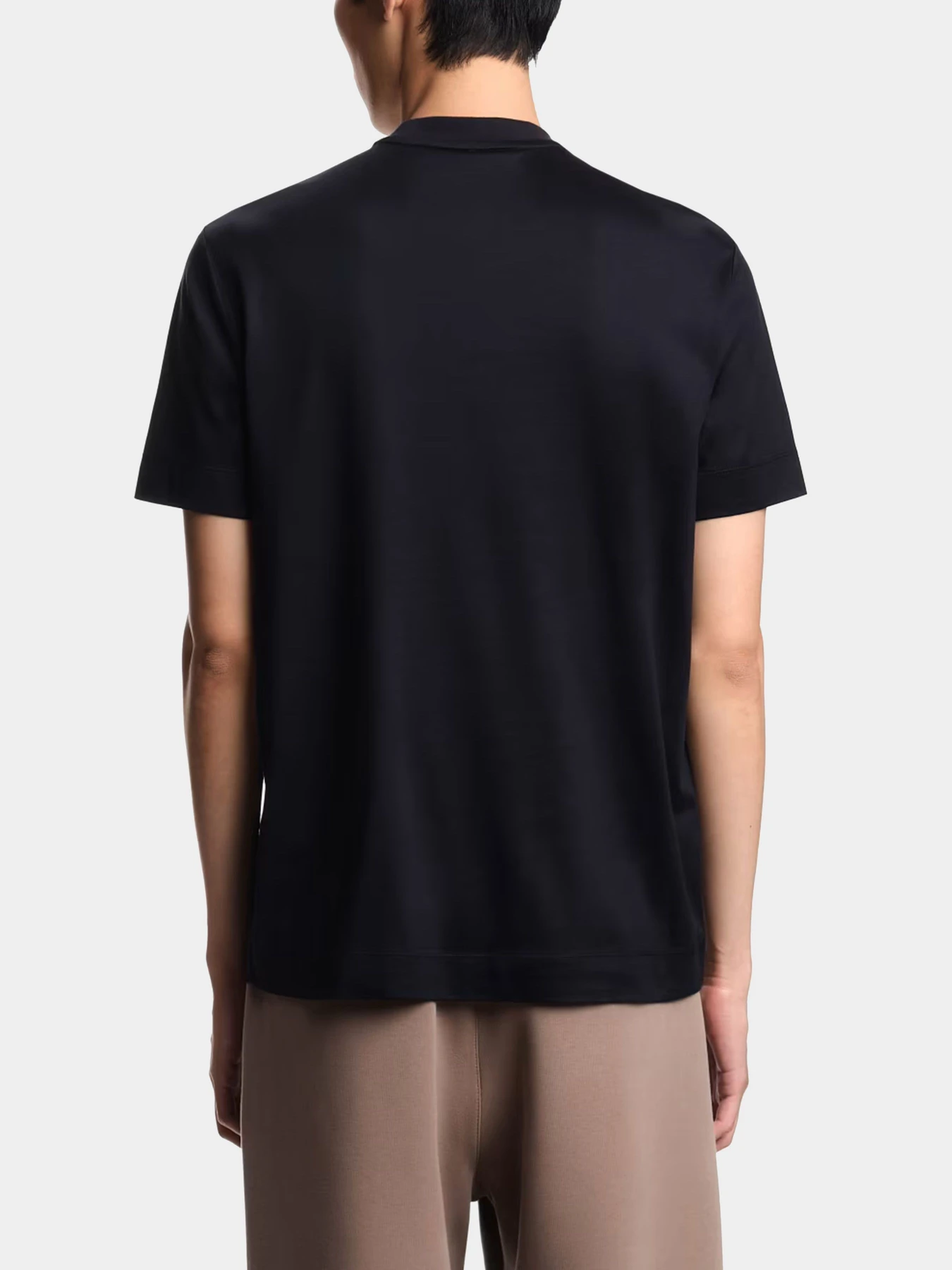 Футболки и поло Emporio Armani модель EM003007-AF18312-UB118 Футболки и поло Emporio Armani модель EM003007-AF18312-UB118 Фото