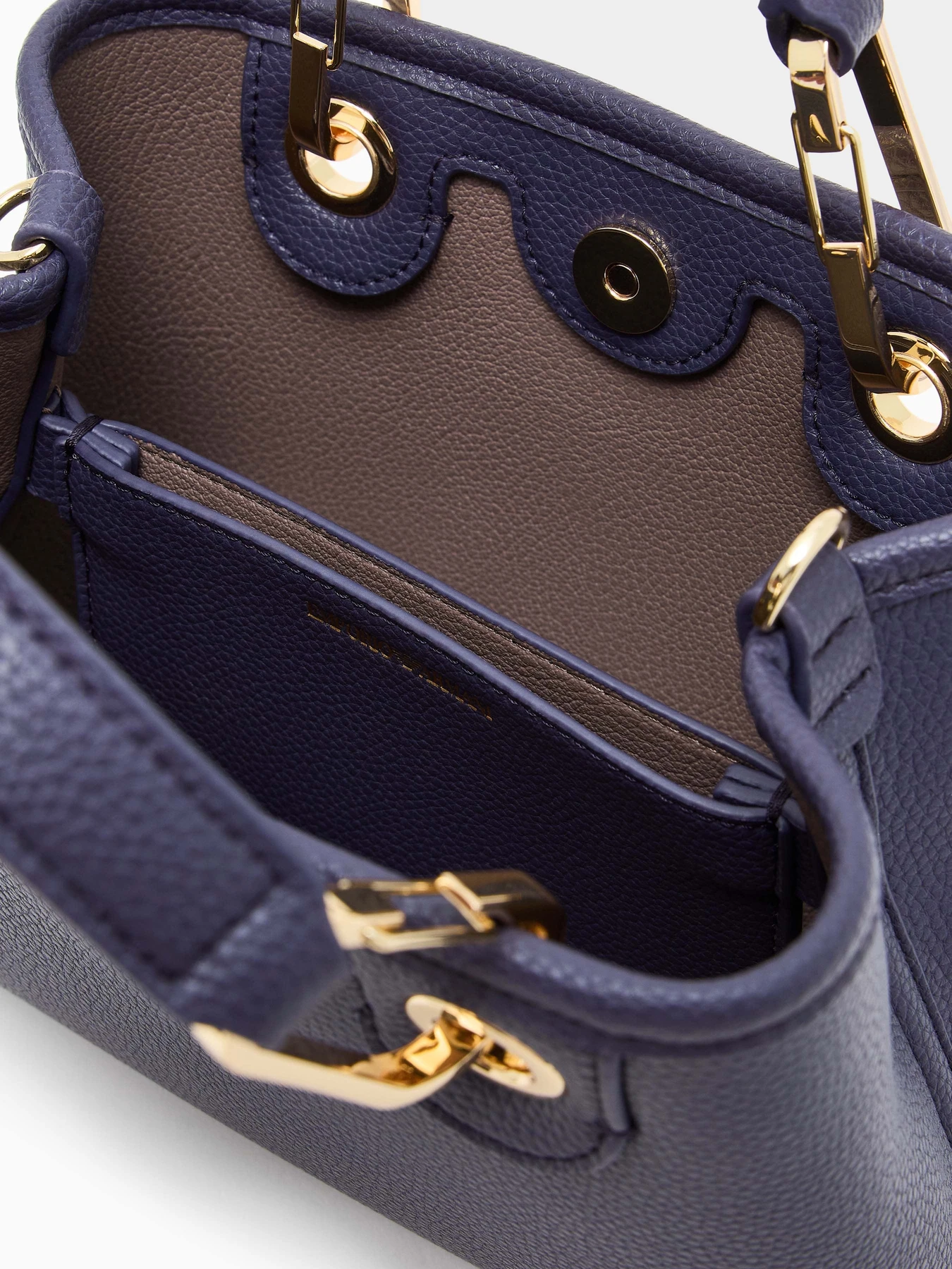 Сумки Emporio Armani модель EW000382-AF12036-MB346 Фото