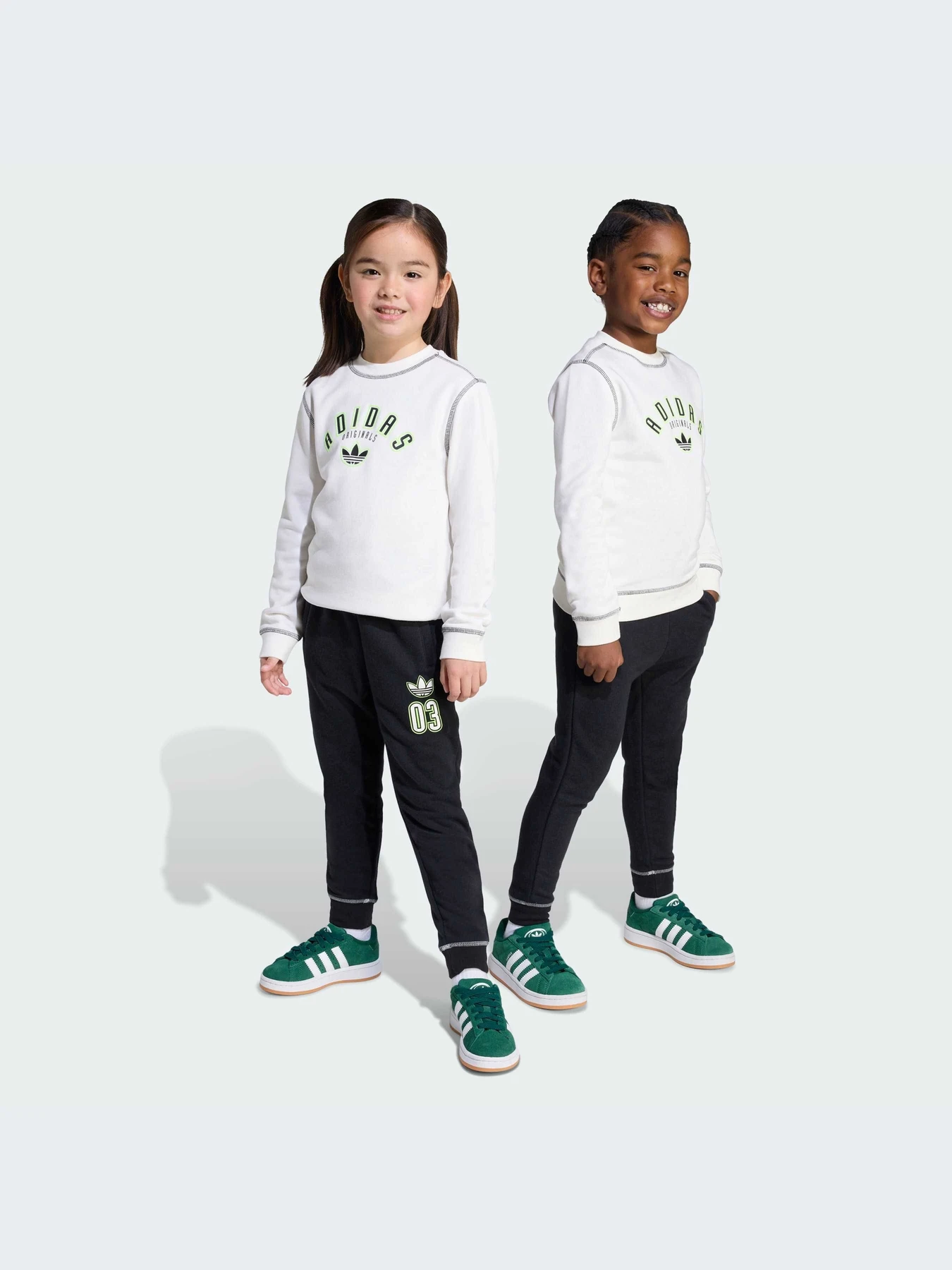 Костюмы Adidas Graphics модель JX5261-KZ Костюмы Adidas Graphics модель JX5261-KZ Фото