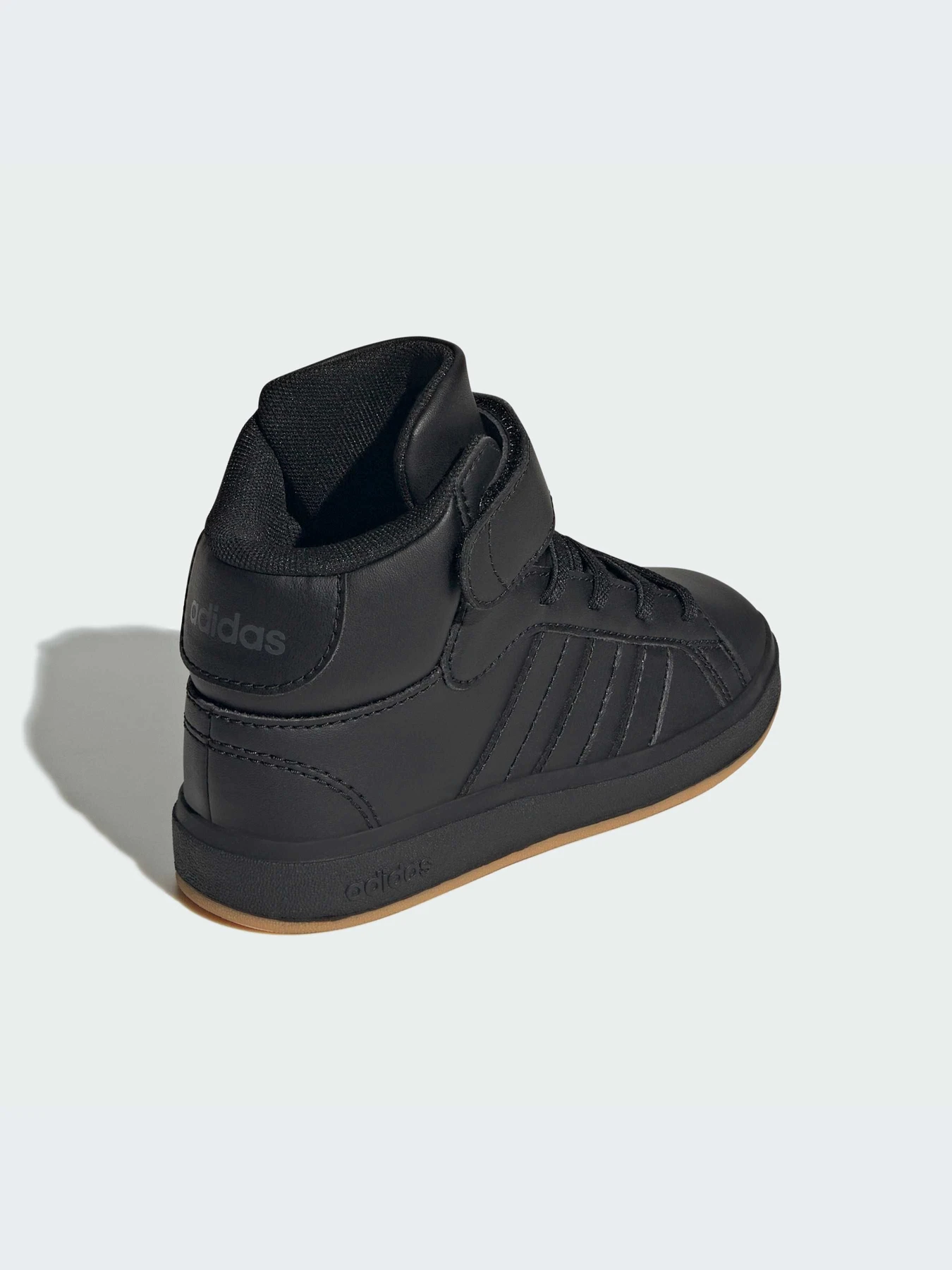 Кроссовки Adidas Grand Court модель JR0804-KZ Кроссовки Adidas Grand Court модель JR0804-KZ Фото