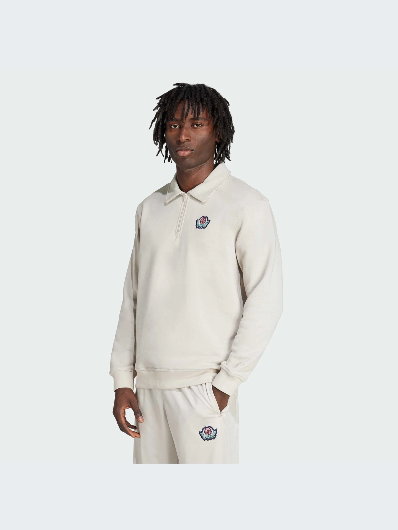 Худи и свитшоты Adidas Graphics модель JX8172-KZ Худи и свитшоты Adidas Graphics модель JX8172-KZ Фото