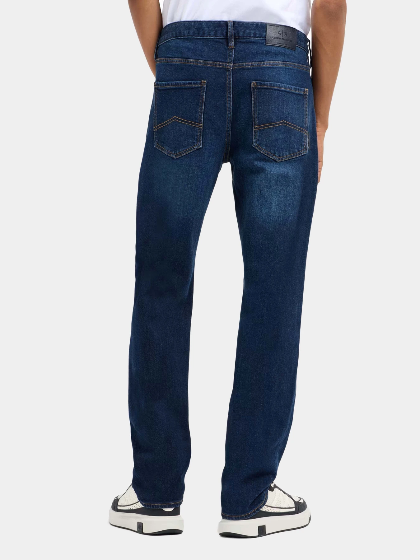 Джинсы Armani Exchange модель XM000049-AF14265-MB001 Джинсы Armani Exchange модель XM000049-AF14265-MB001 Фото