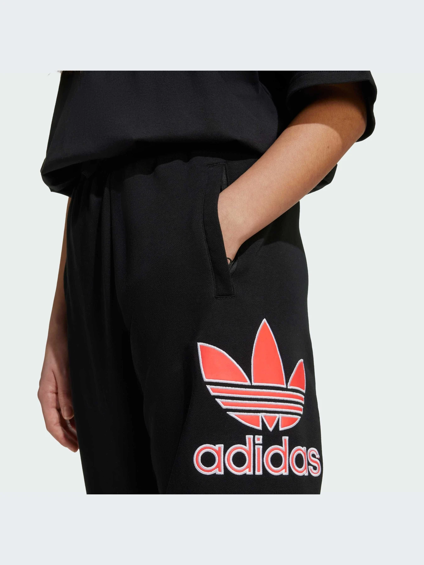 Брюки Adidas Adicolor модель JV7781-KZ Брюки Adidas Adicolor модель JV7781-KZ Фото