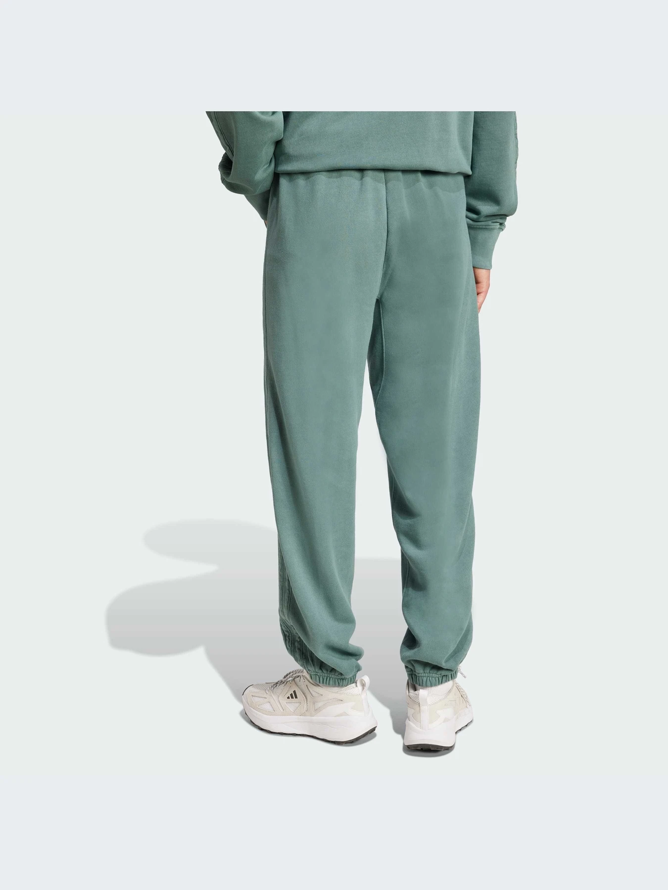 Брюки Adidas модель JN0618-KZ Брюки Adidas модель JN0618-KZ Фото