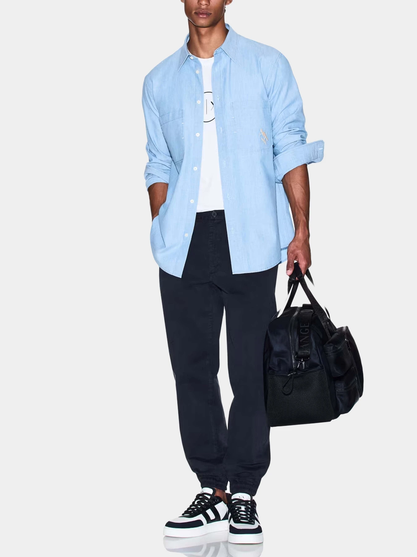 Рубашки Armani Exchange модель XM000948-AF12043-MB001 Рубашки Armani Exchange модель XM000948-AF12043-MB001 Фото