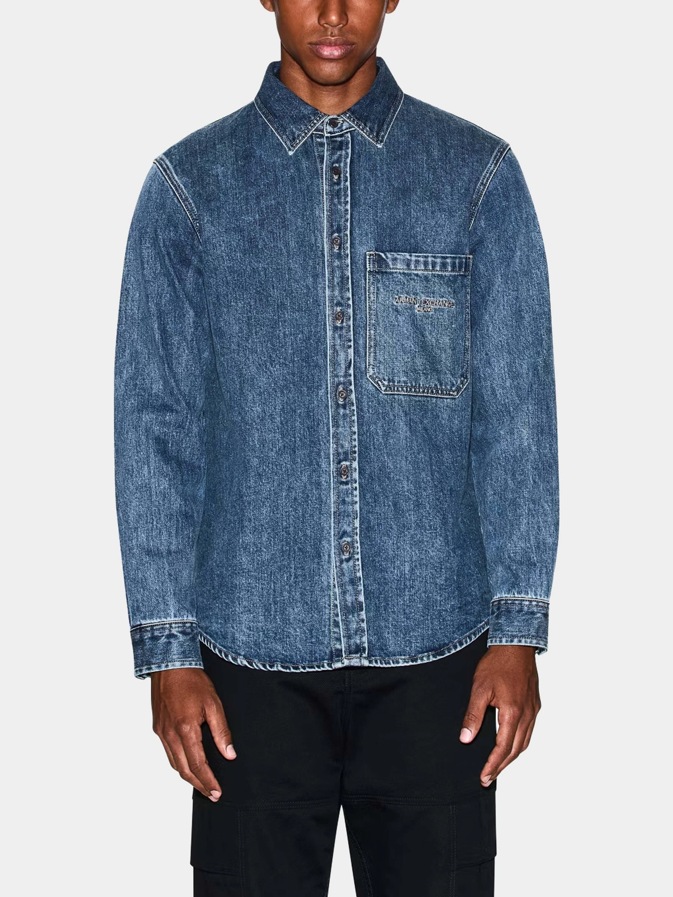 Куртки и дубленки Armani Exchange модель XM000950-AF14870-MB001 Куртки и дубленки Armani Exchange модель XM000950-AF14870-MB001 Фото