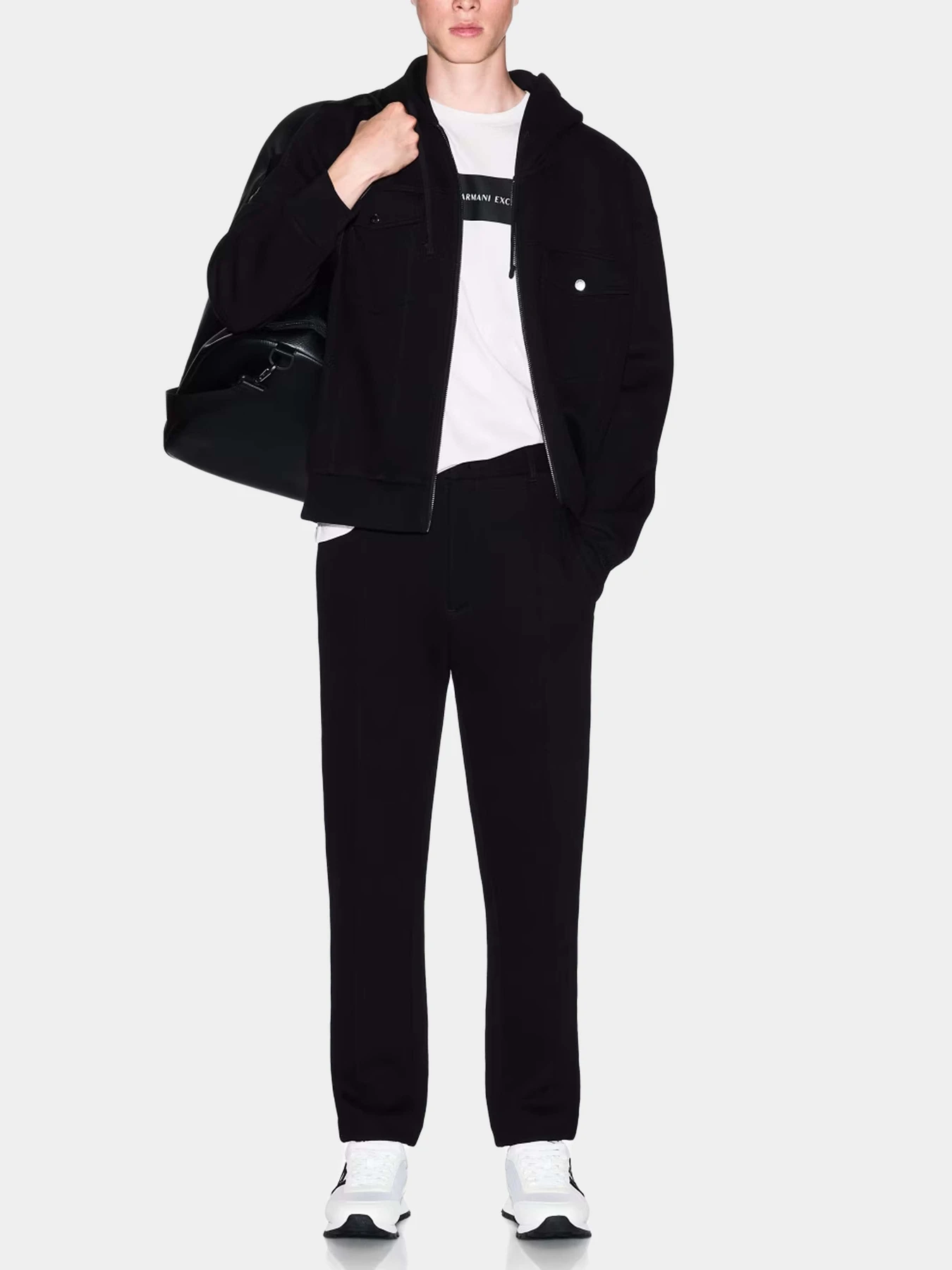 Брюки Armani Exchange модель XM001018-AF16222-UC001 Брюки Armani Exchange модель XM001018-AF16222-UC001 Фото