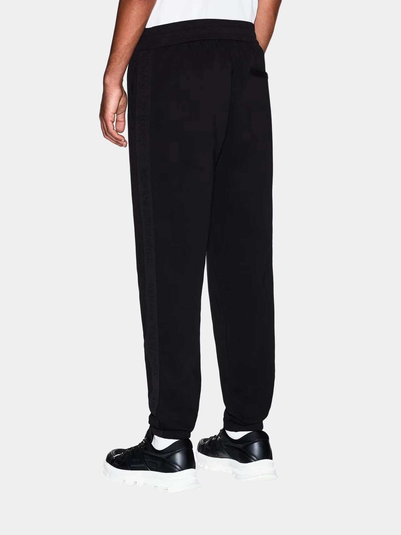 Брюки Armani Exchange модель XM001301-AF10818-UC001 Брюки Armani Exchange модель XM001301-AF10818-UC001 Фото