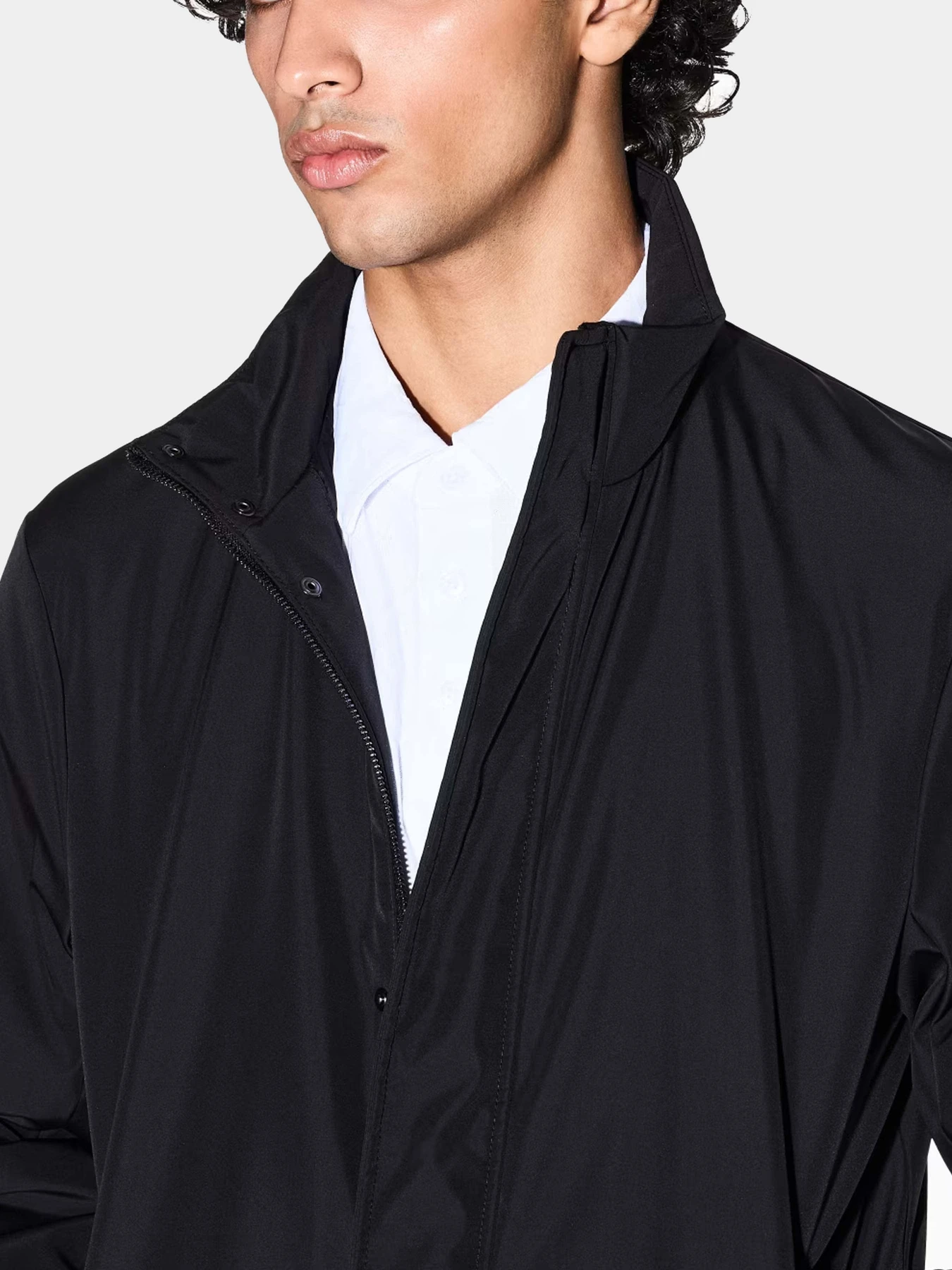 Куртки и дубленки Armani Exchange модель XM001579-AF16926-UC001 Куртки и дубленки Armani Exchange модель XM001579-AF16926-UC001 Фото