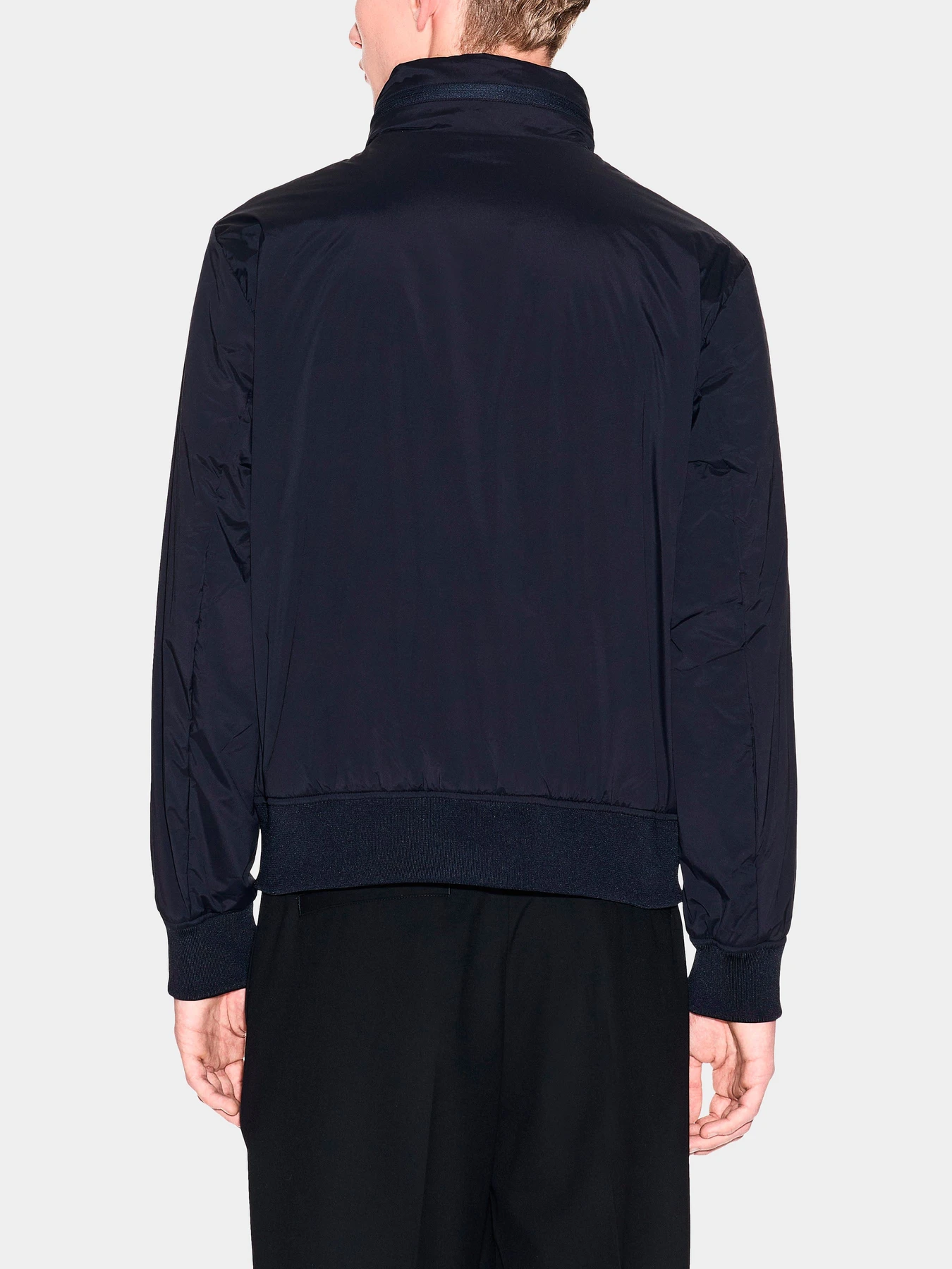 Куртки и дубленки Armani Exchange модель XM001583-AF19196-UB101 Куртки и дубленки Armani Exchange модель XM001583-AF19196-UB101 Фото
