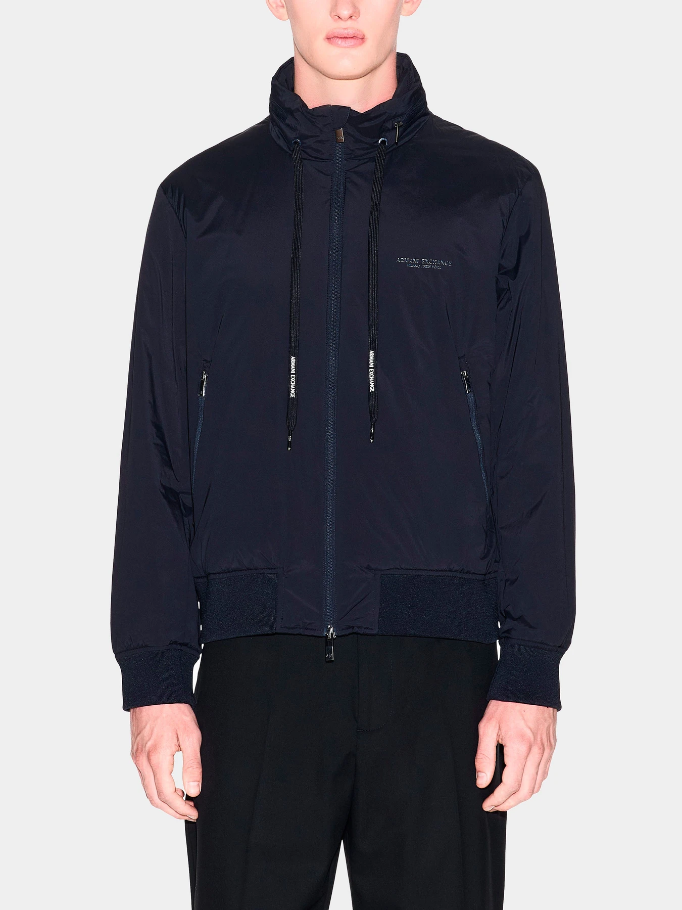 Куртки и дубленки Armani Exchange модель XM001583-AF19196-UB101 Куртки и дубленки Armani Exchange модель XM001583-AF19196-UB101 Фото